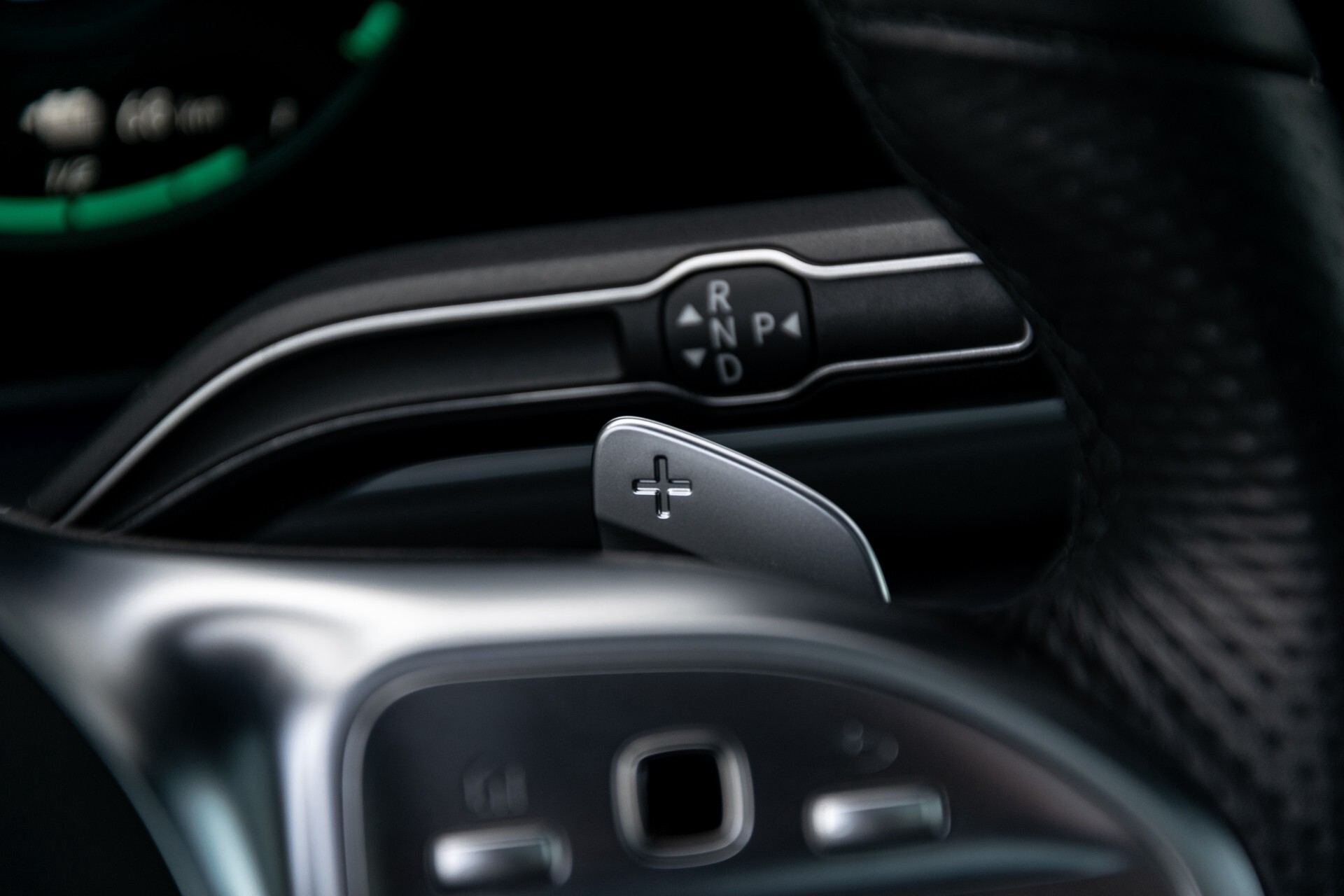 Mercedes-Benz GLE 350 de 4-M AMG Night Luchtvering/Rij-assist/HUD/Panorama/Trekhaak/Burmester Aut9 Foto 15