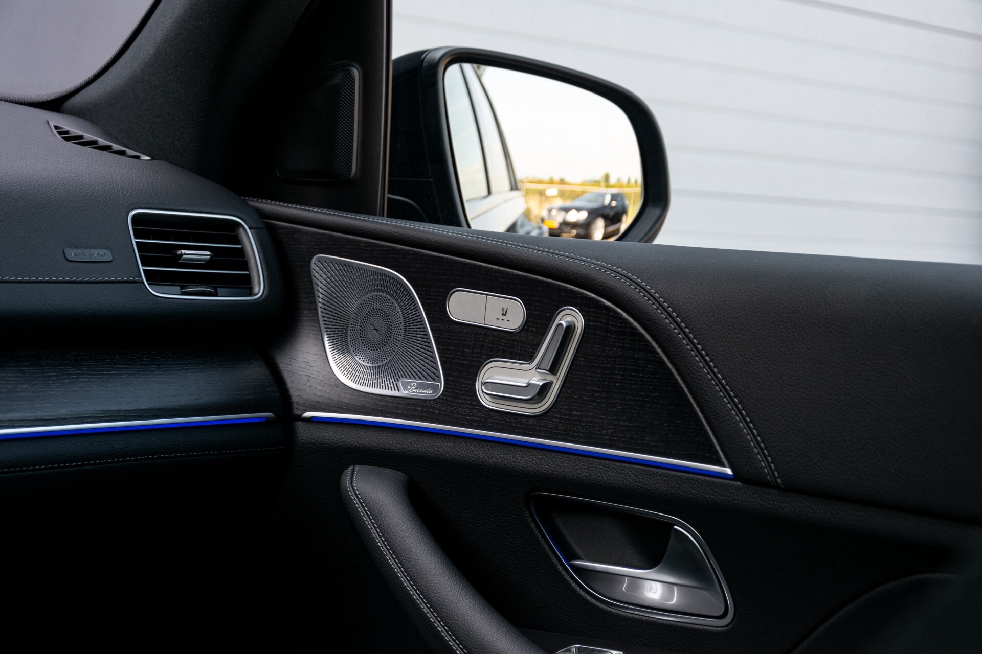 Mercedes-Benz GLE 350 de 4-M AMG Night Luchtvering/Rij-assist/HUD/Panorama/Trekhaak/Burmester Aut9 Foto 23