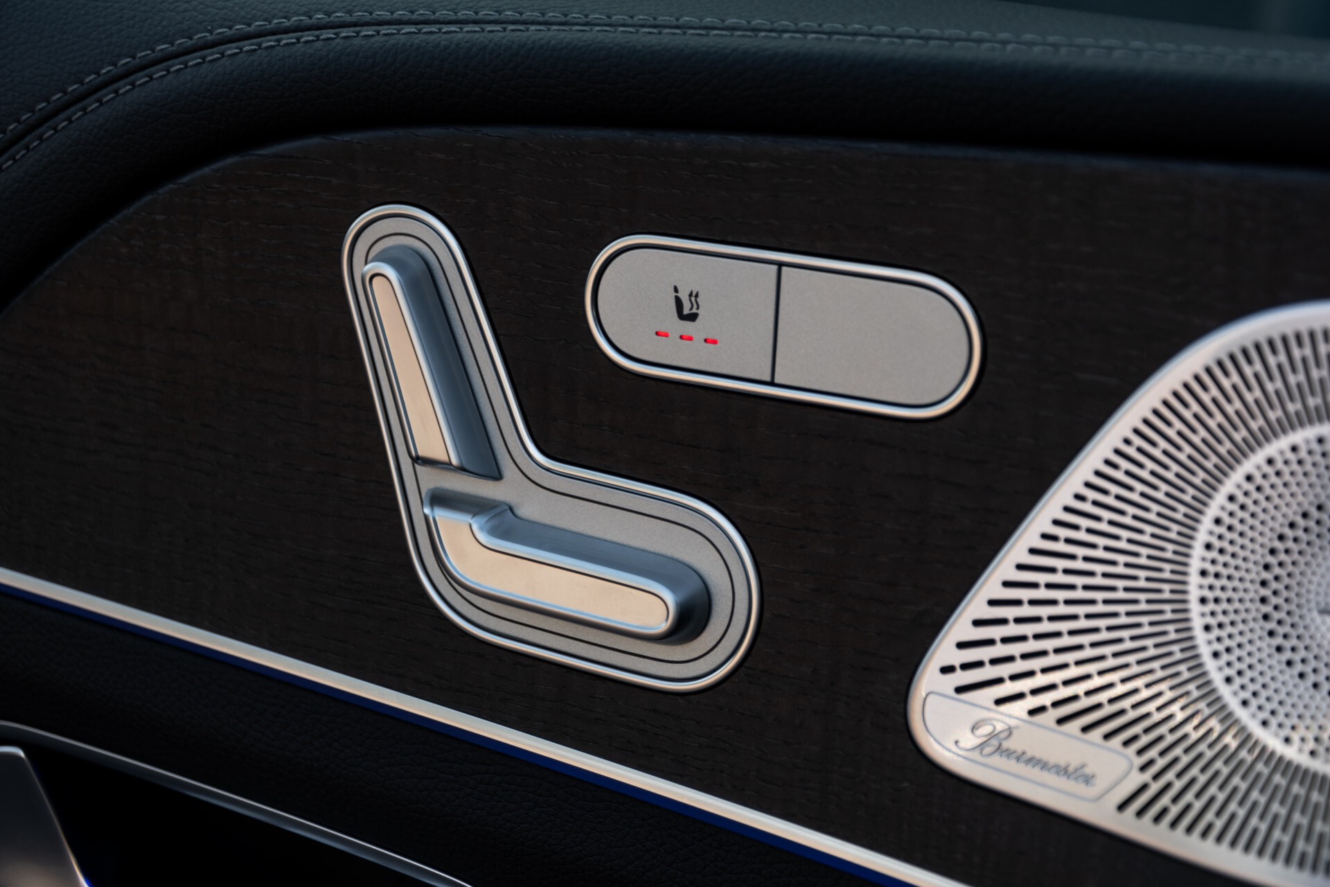 Mercedes-Benz GLE 350 de 4-M AMG Night Luchtvering/Rij-assist/HUD/Panorama/Trekhaak/Burmester Aut9 Foto 31