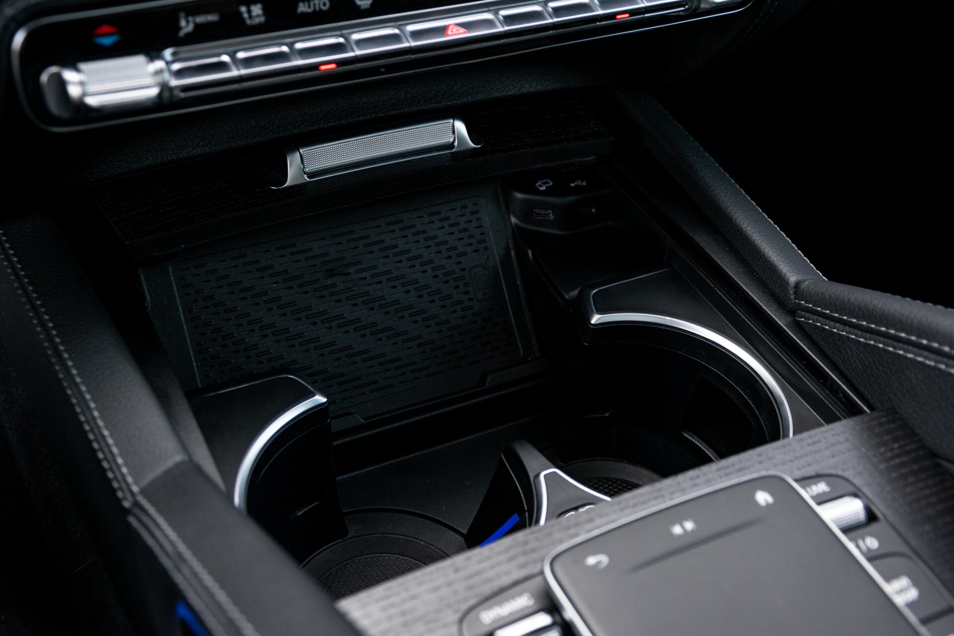 Mercedes-Benz GLE 350 de 4-M AMG Night Luchtvering/Rij-assist/HUD/Panorama/Trekhaak/Burmester Aut9 Foto 45