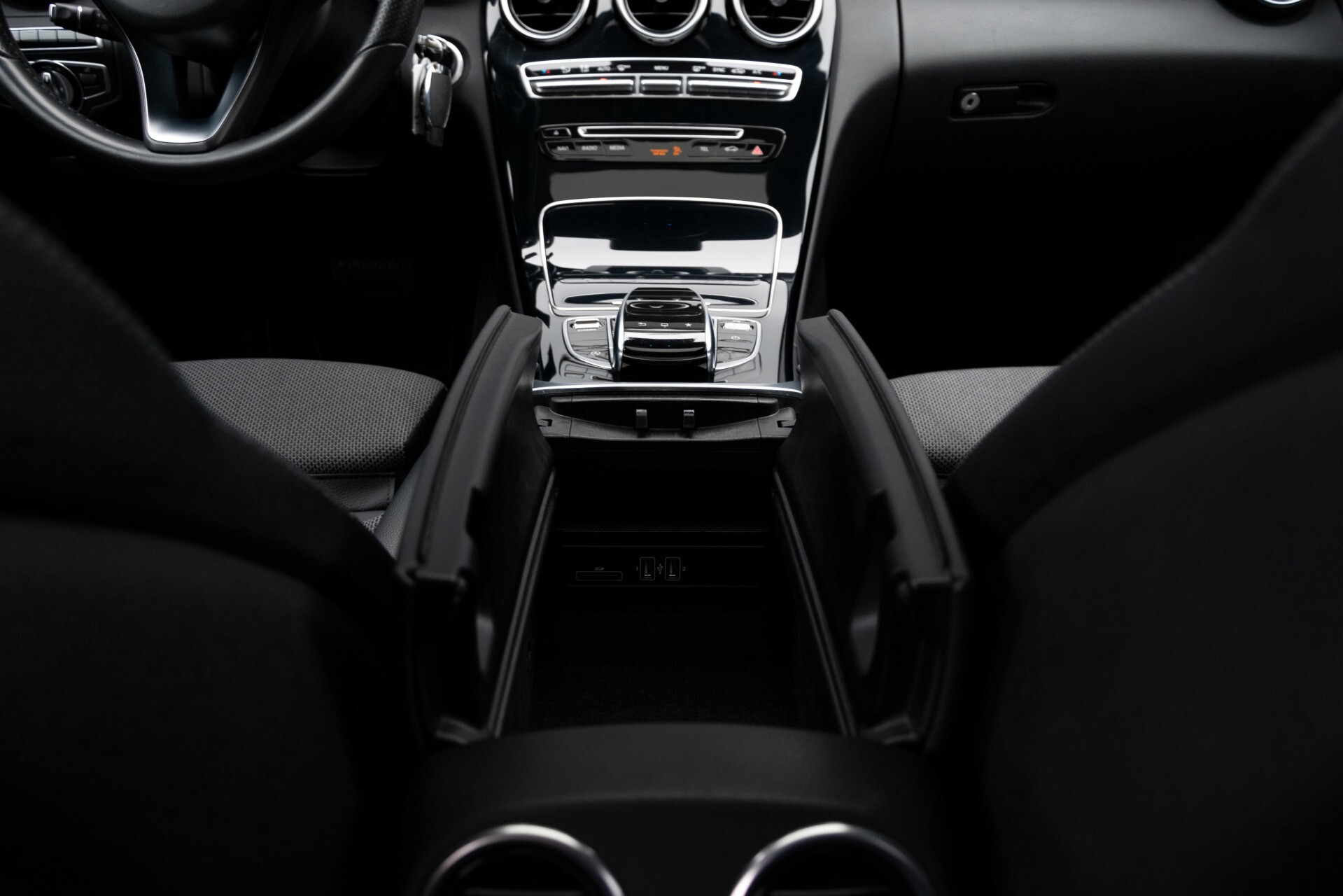 Mercedes-Benz C-Klasse 200 Cdi Avantgarde Privacyglas/ILS/Spoorpakket Aut7 Foto 40