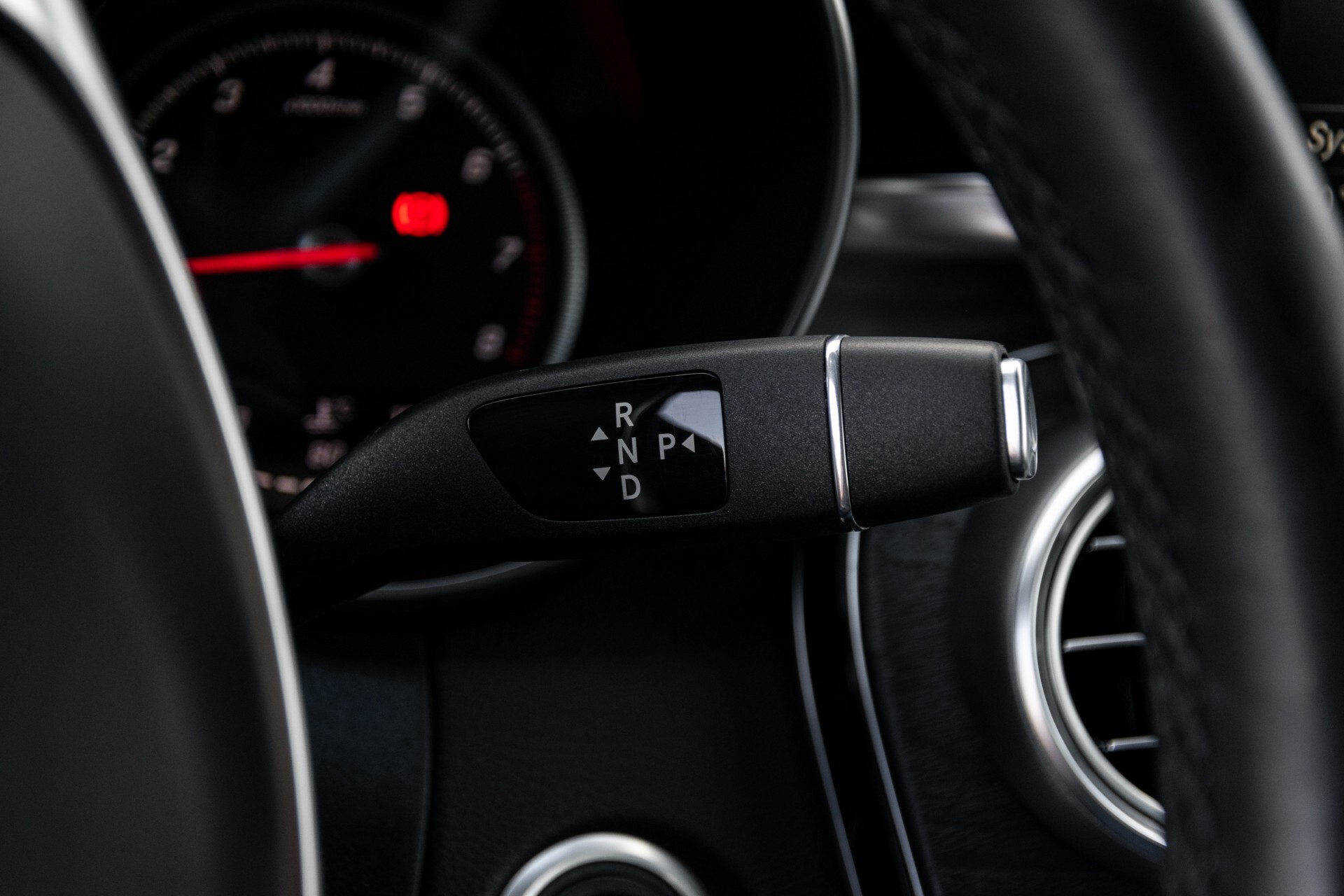 Mercedes-Benz C-Klasse Cabrio 250 AMG Airscarf/Aircap/Comand/ILS/Camera/Rode cabriokap Aut9 Foto 15