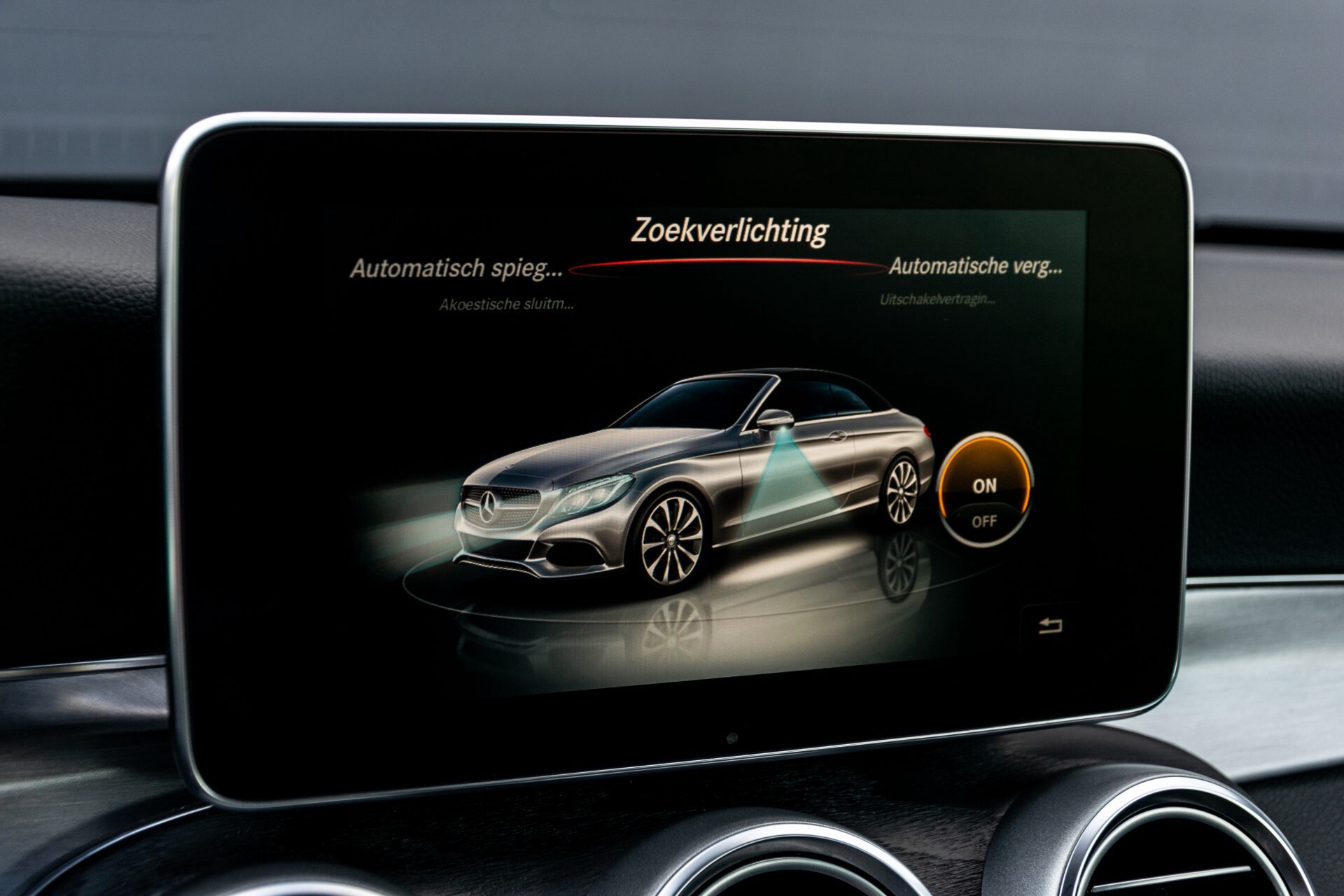 Mercedes-Benz C-Klasse Cabrio 250 AMG Airscarf/Aircap/Comand/ILS/Camera/Rode cabriokap Aut9 Foto 29