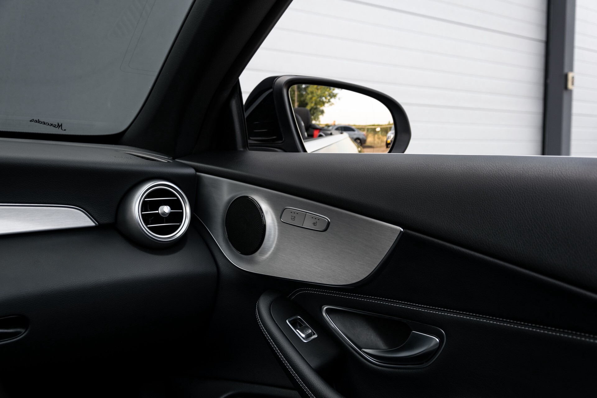 Mercedes-Benz C-Klasse Cabrio 250 AMG Airscarf/Aircap/Comand/ILS/Camera/Rode cabriokap Aut9 Foto 48