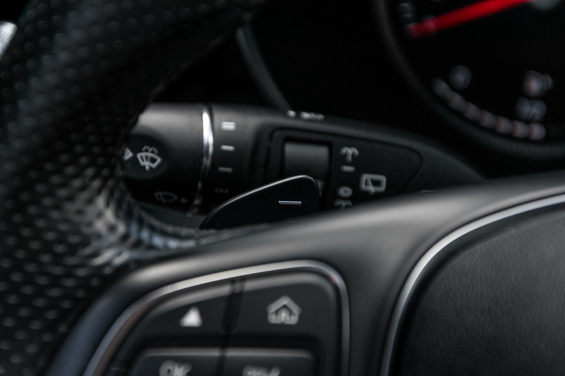 Mercedes-Benz C-Klasse Estate 350 e Burmester/Leer/ILS/19"/Panamericana/Privacyglas/Camera Aut7 Foto 11