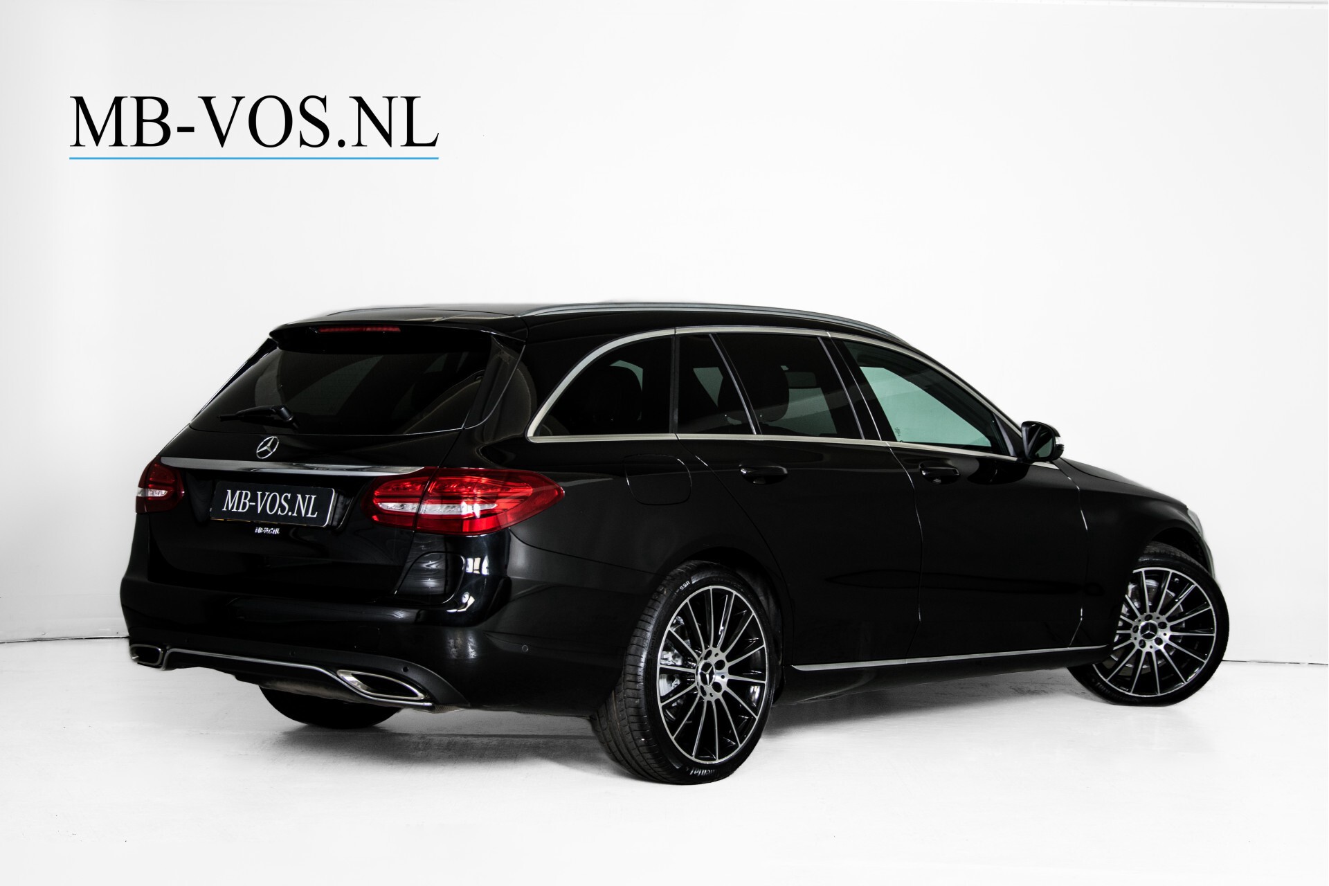 Mercedes-Benz C-Klasse Estate 350 e Burmester/Leer/ILS/19"/Panamericana/Privacyglas/Camera Aut7 Foto 2