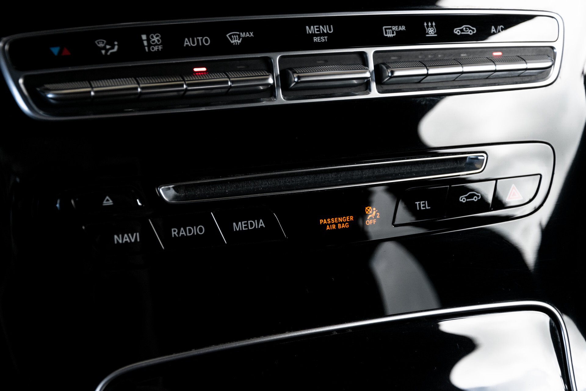 Mercedes-Benz C-Klasse Estate 350 e Burmester/Leer/ILS/19"/Panamericana/Privacyglas/Camera Aut7 Foto 43