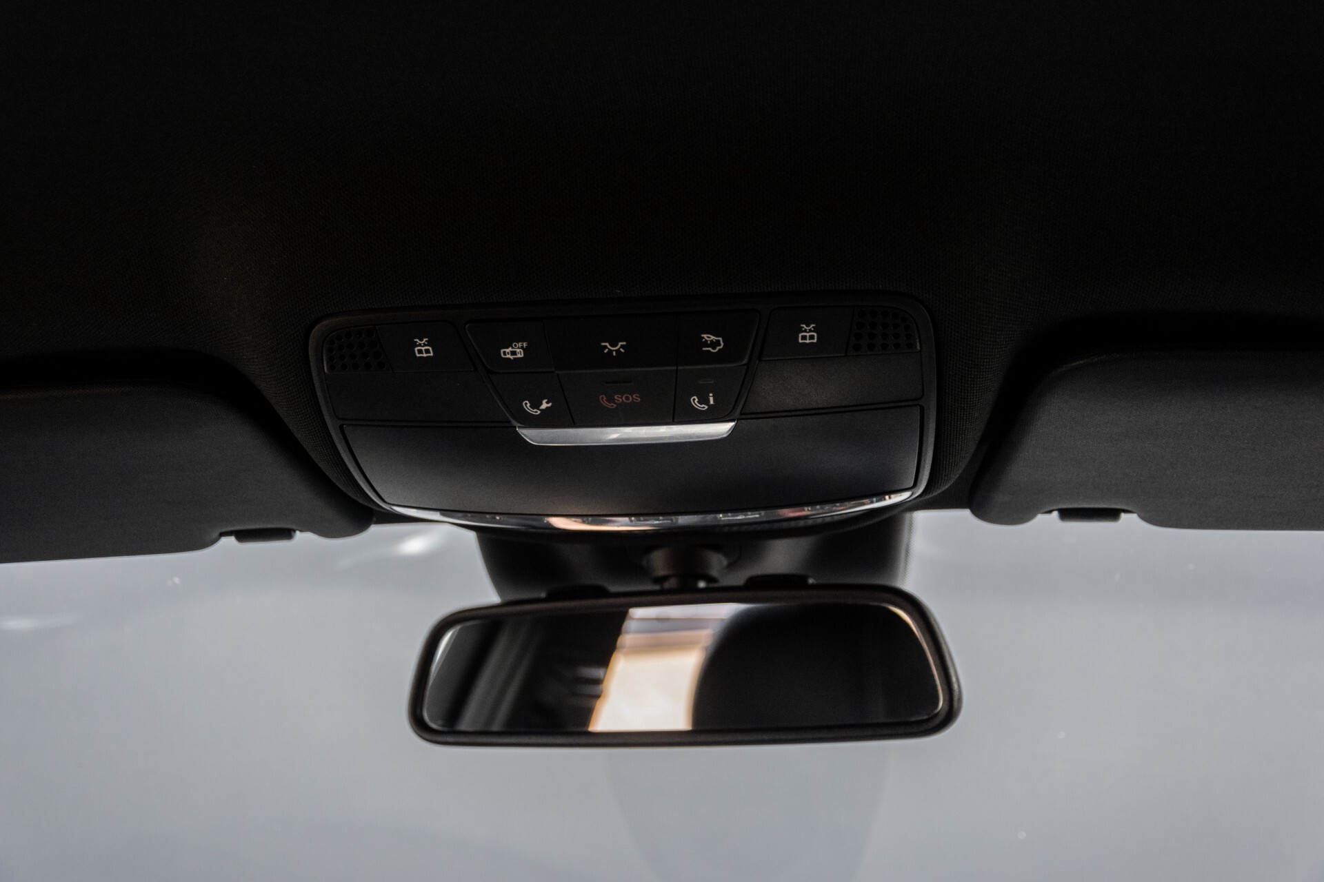 Mercedes-Benz C-Klasse Estate 350 e Burmester/Leer/ILS/19"/Panamericana/Privacyglas/Camera Aut7 Foto 48