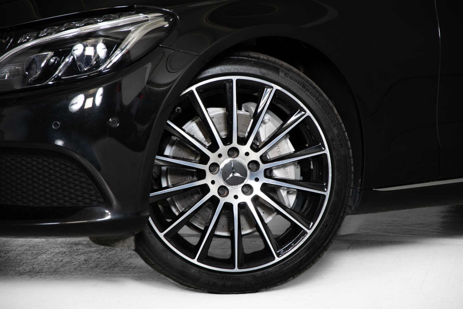 Mercedes-Benz C-Klasse Estate 350 e Burmester/Leer/ILS/19"/Panamericana/Privacyglas/Camera Aut7 Foto 54