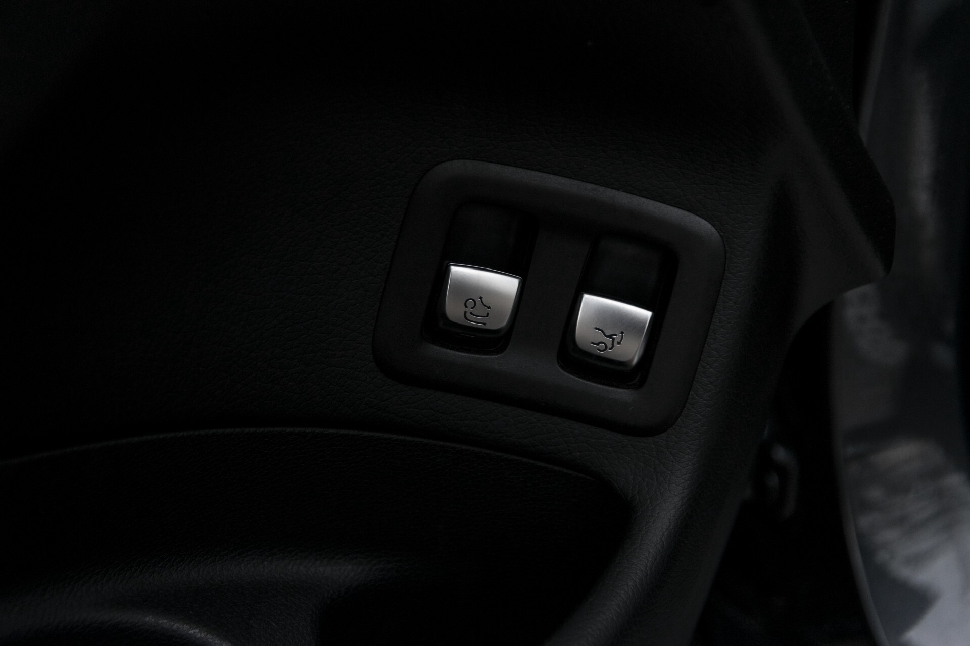 Mercedes-Benz GLC 250 d 4-M AMG Carbon/Rij-assist/Keyless/360camera/Mem/Standkachel/Trekhaak Aut9 Foto 22