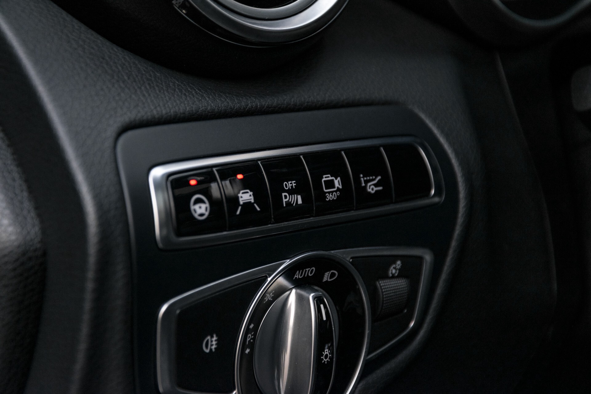 Mercedes-Benz GLC 250 d 4-M AMG Carbon/Rij-assist/Keyless/360camera/Mem/Standkachel/Trekhaak Aut9 Foto 34