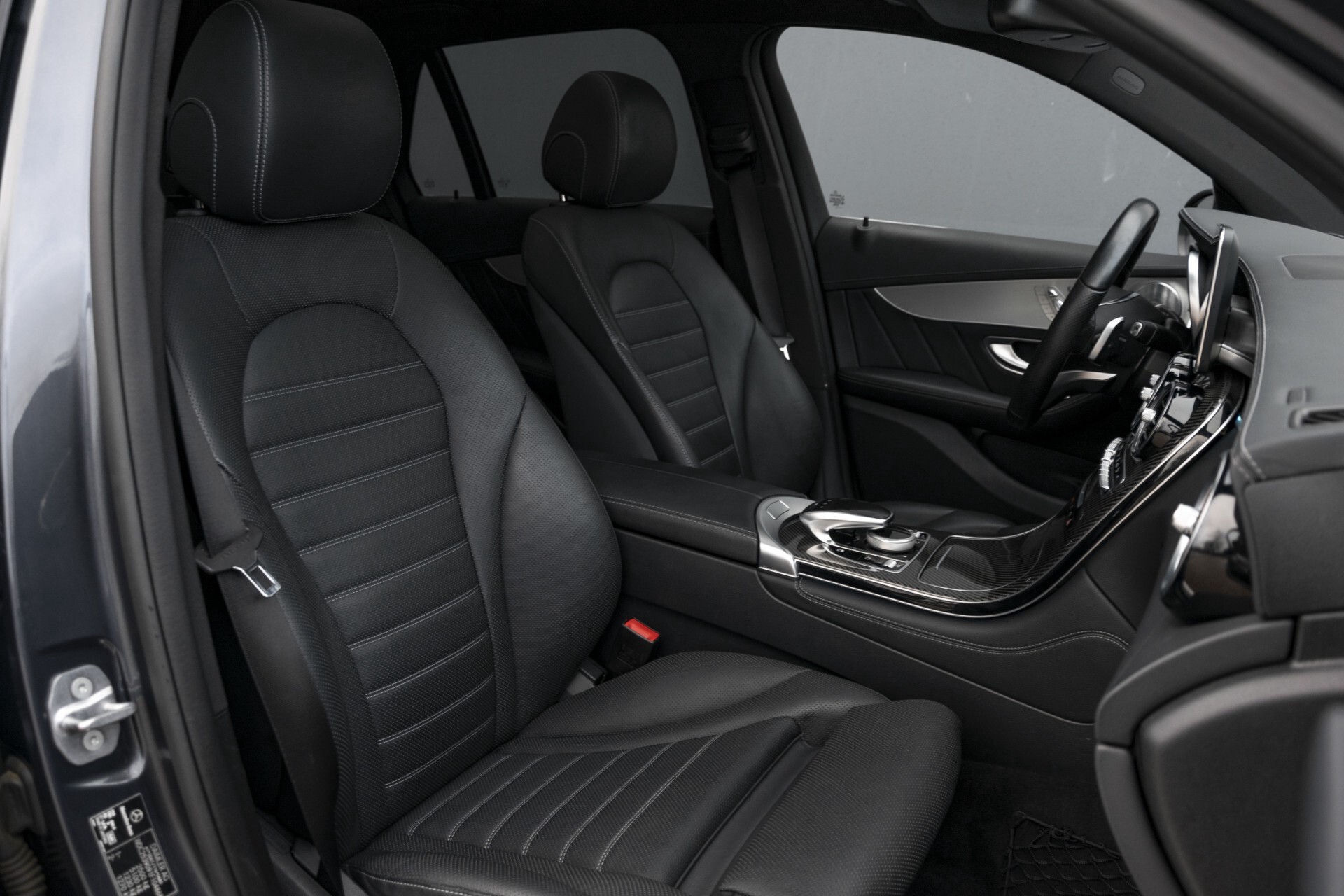 Mercedes-Benz GLC 250 d 4-M AMG Carbon/Rij-assist/Keyless/360camera/Mem/Standkachel/Trekhaak Aut9 Foto 4