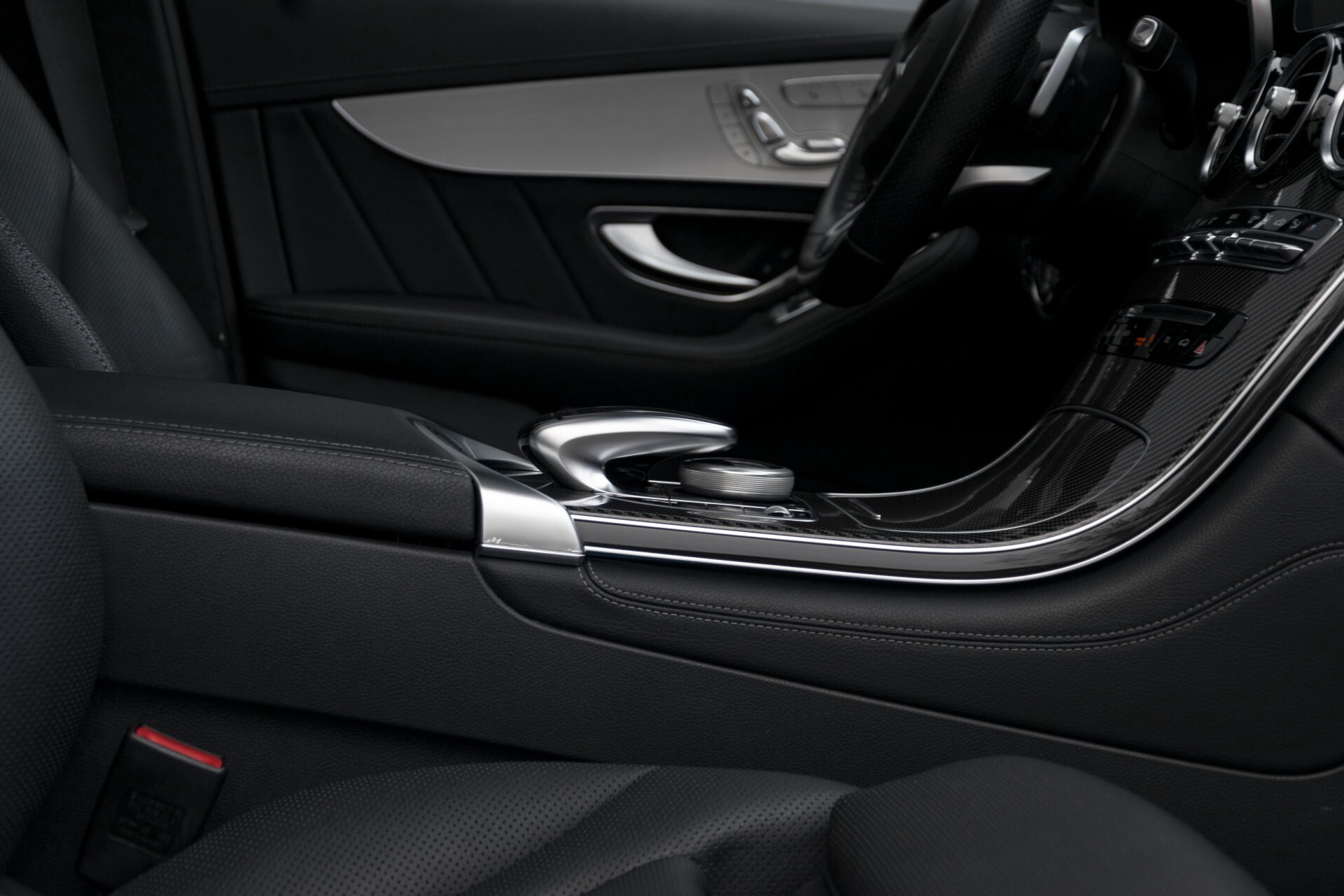 Mercedes-Benz GLC 250 d 4-M AMG Carbon/Rij-assist/Keyless/360camera/Mem/Standkachel/Trekhaak Aut9 Foto 51