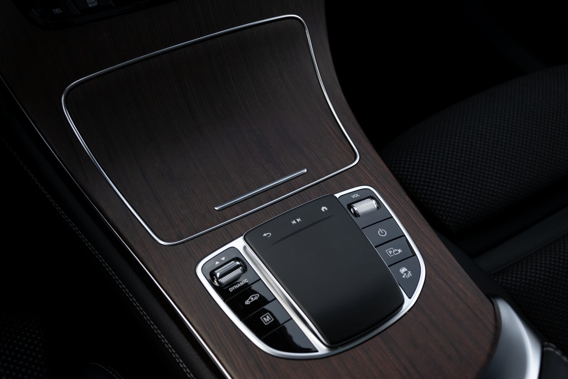 Mercedes-Benz GLC 300e 4-M Luchtvering/Panorama/Multicontourstoelen/Rij-assistentie/Standkachel Aut9 Foto 43