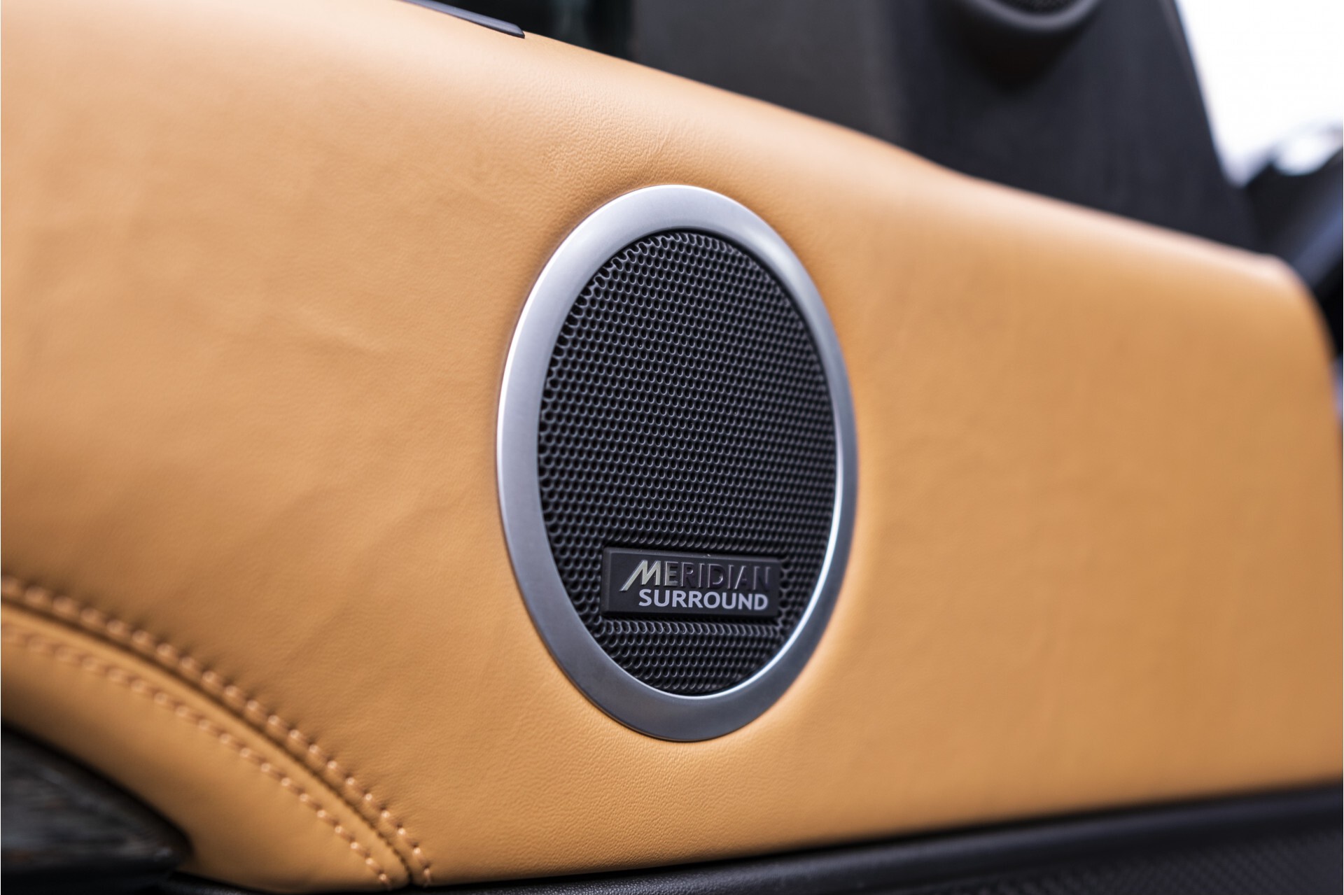 Land Rover Discovery 3.0 Td6 First Edition 7-Persoons Full Options Aut8 Foto 17