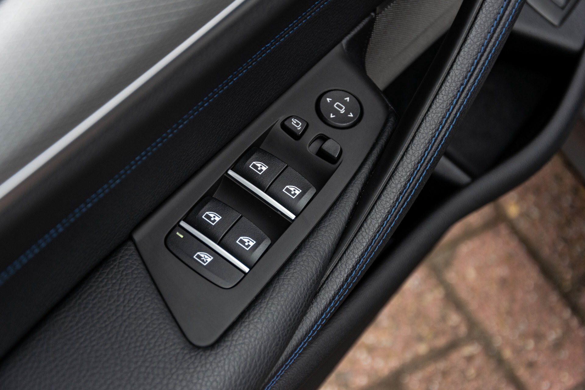 BMW 5 Serie 530e xDrive M-Sport iPerformance High Executive Aut8 Foto 22