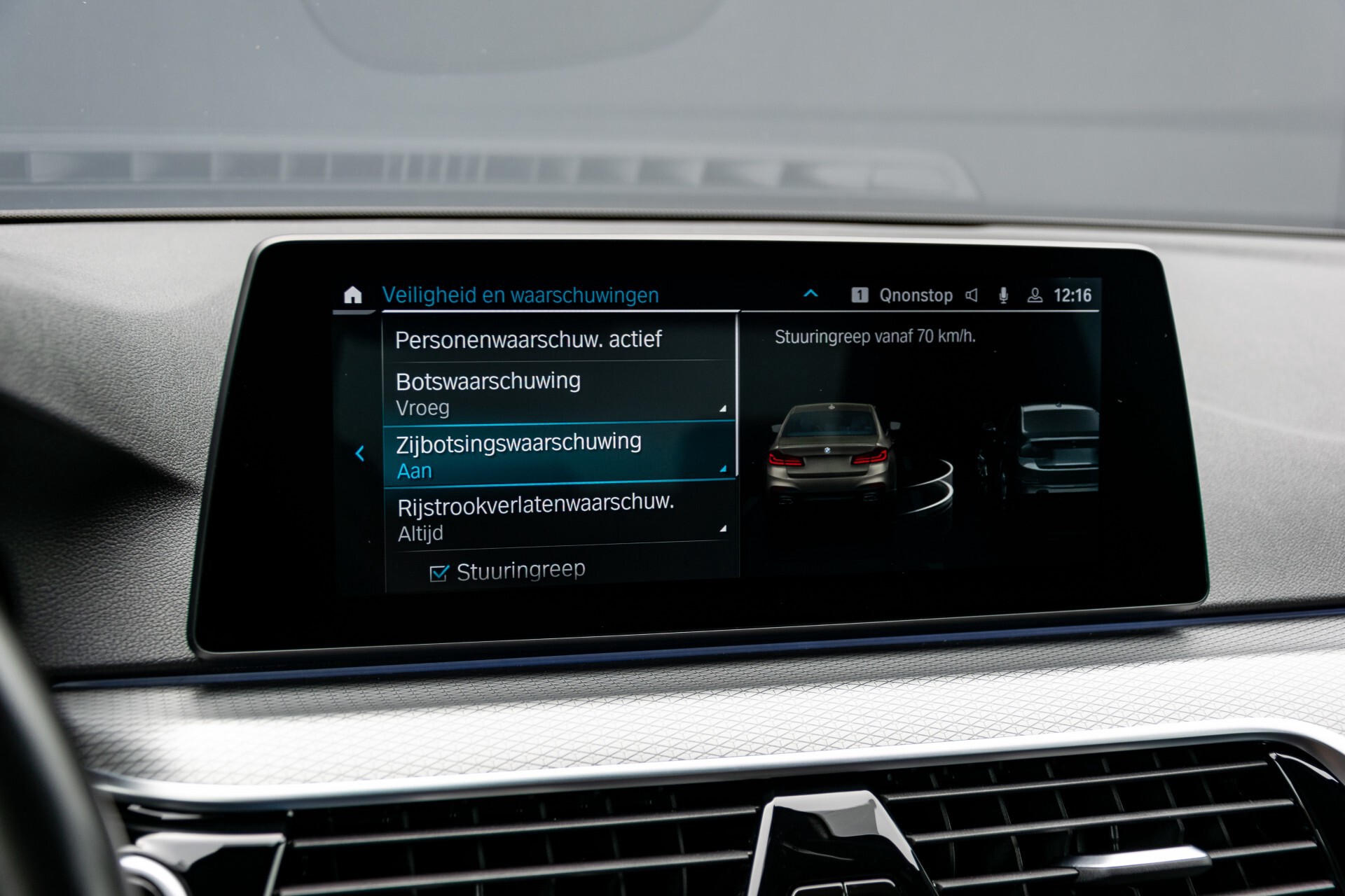 BMW 5 Serie 530e xDrive M-Sport iPerformance High Executive Aut8 Foto 39