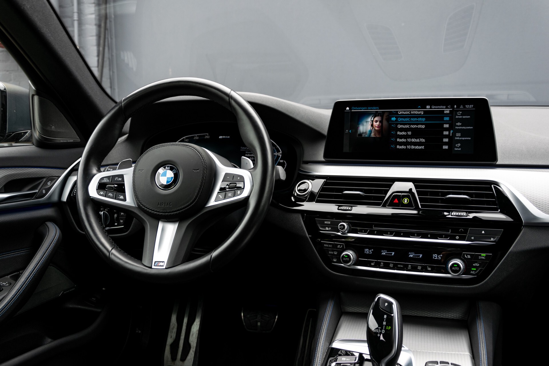 BMW 5 Serie 530e xDrive M-Sport iPerformance High Executive Aut8 Foto 6