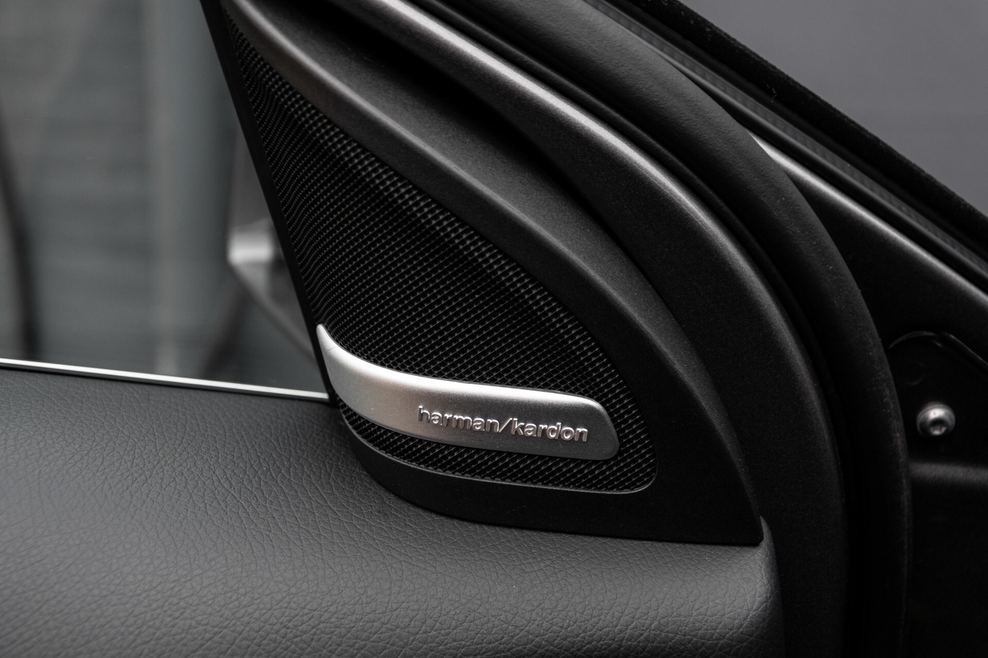 Mercedes-Benz A-Klasse 250 Sport AMG Panorama/Standkachel/Mem/Harman-Kardon/Distronic/Camera/Com Aut7 Foto 24