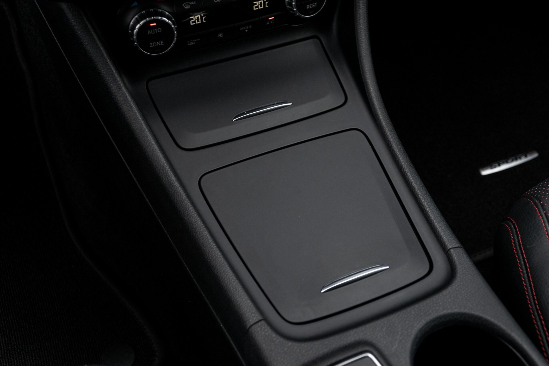 Mercedes-Benz A-Klasse 250 Sport AMG Panorama/Standkachel/Mem/Harman-Kardon/Distronic/Camera/Com Aut7 Foto 36