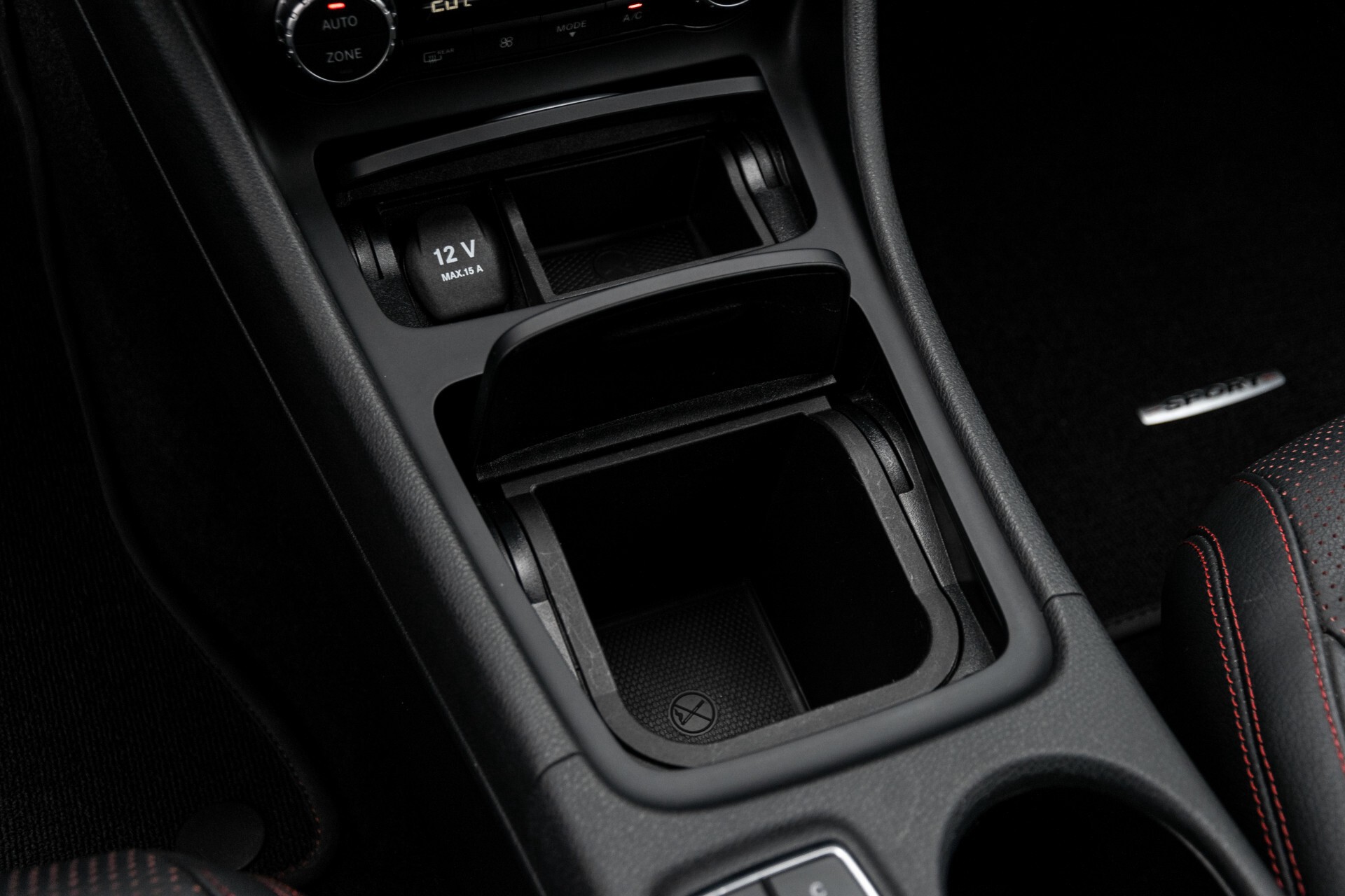 Mercedes-Benz A-Klasse 250 Sport AMG Panorama/Standkachel/Mem/Harman-Kardon/Distronic/Camera/Com Aut7 Foto 37