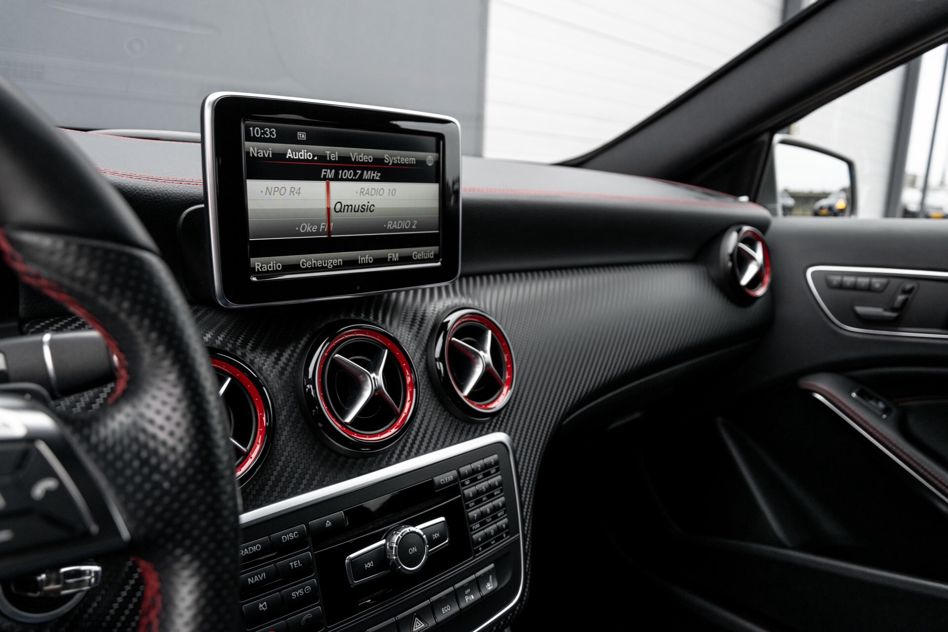 Mercedes-Benz A-Klasse 250 Sport AMG Panorama/Standkachel/Mem/Harman-Kardon/Distronic/Camera/Com Aut7 Foto 39