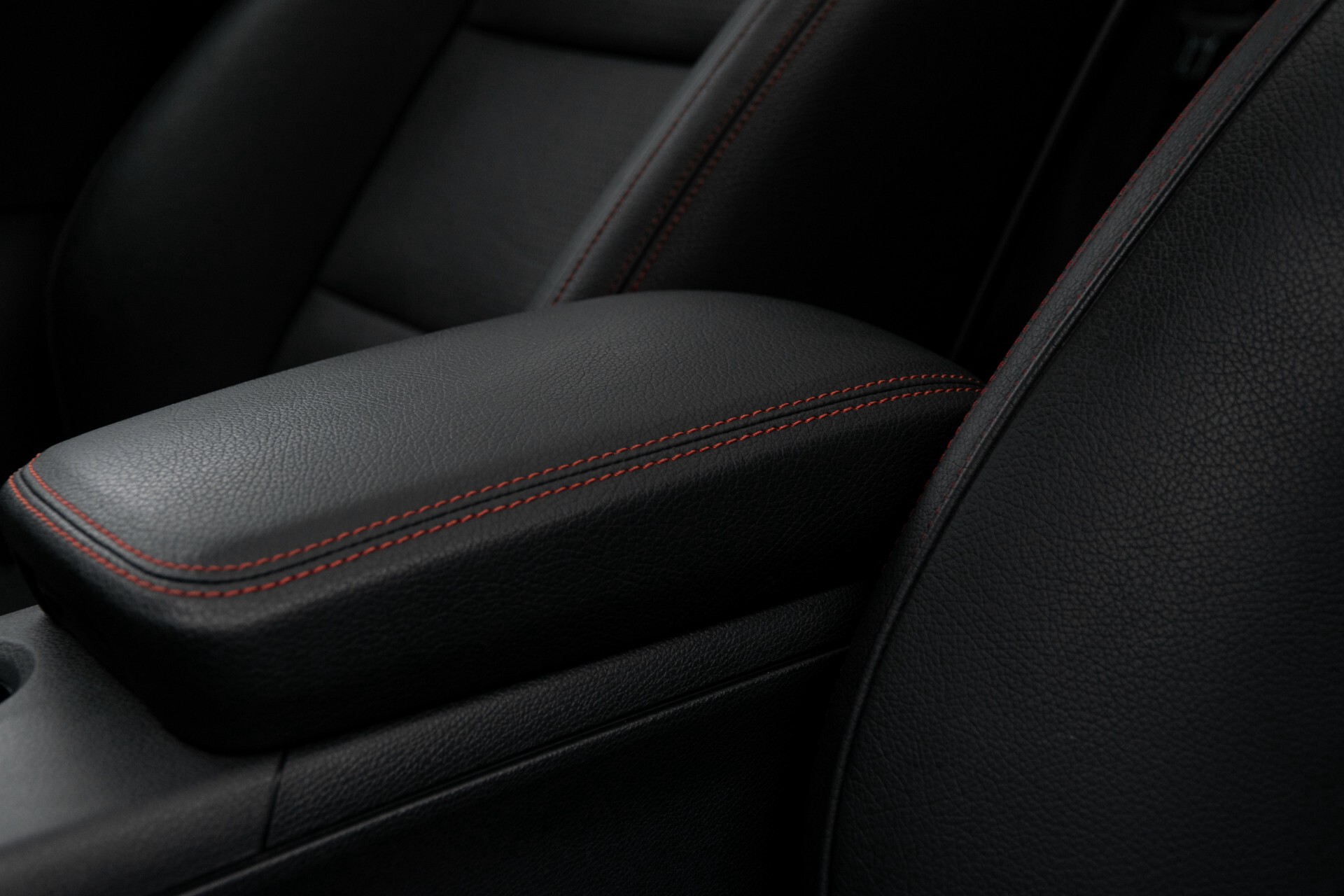 Mercedes-Benz A-Klasse 250 Sport AMG Panorama/Standkachel/Mem/Harman-Kardon/Distronic/Camera/Com Aut7 Foto 48