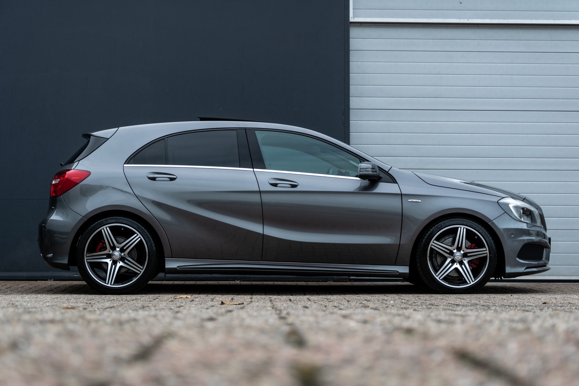 Mercedes-Benz A-Klasse 250 Sport AMG Panorama/Standkachel/Mem/Harman-Kardon/Distronic/Camera/Com Aut7 Foto 50