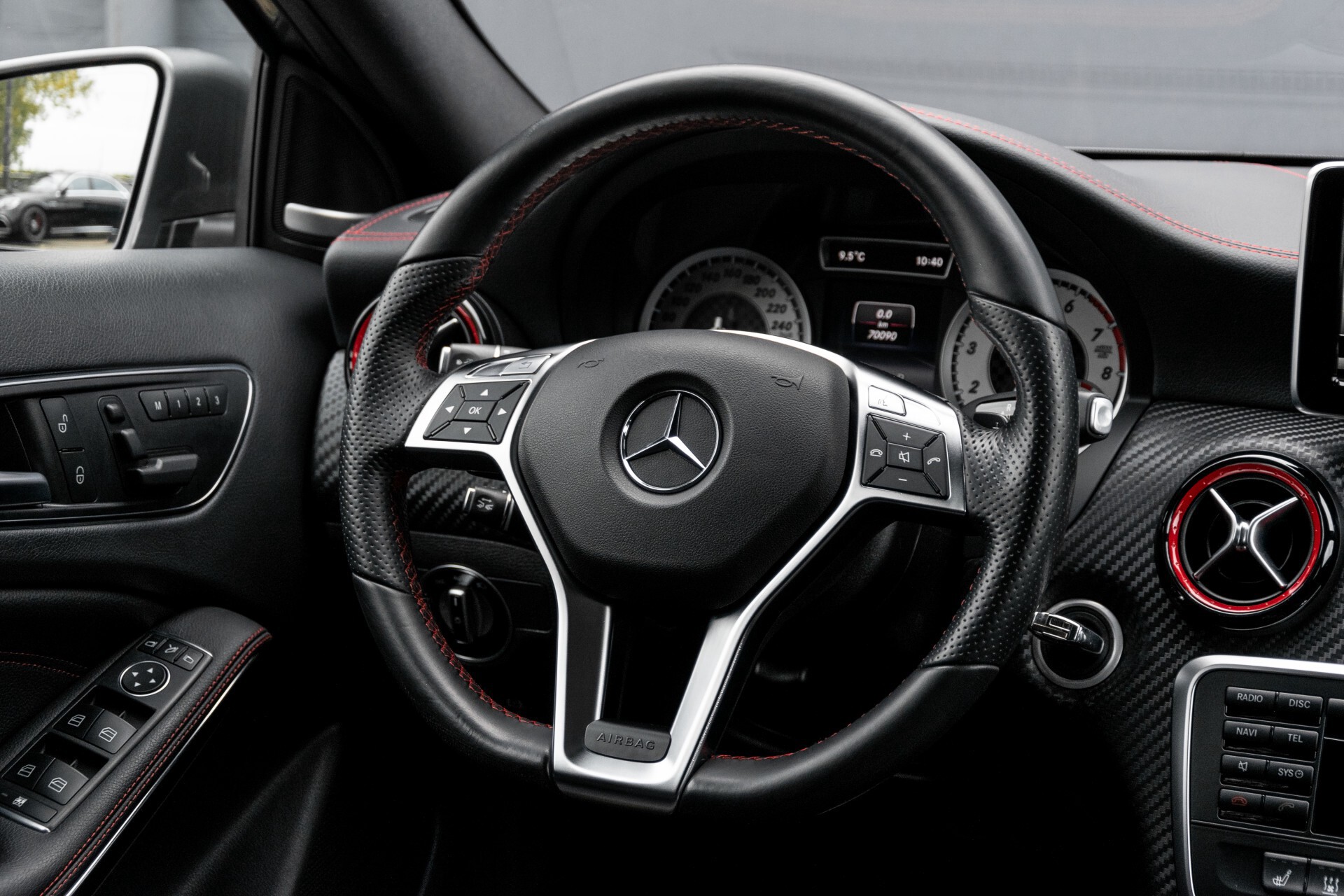 Mercedes-Benz A-Klasse 250 Sport AMG Panorama/Standkachel/Mem/Harman-Kardon/Distronic/Camera/Com Aut7 Foto 9