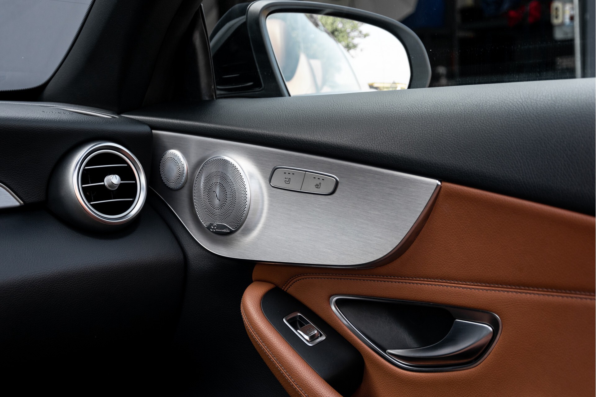 Mercedes-Benz C-Klasse 300 Cabriolet AMG Carbon/Airscarf/Aircap/Comand/Zadelbruin leder/Burmester Aut9 Foto 25