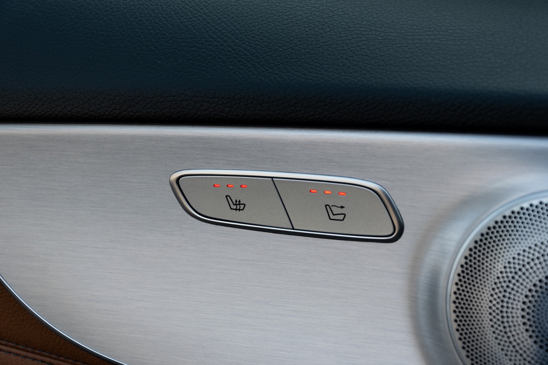 Mercedes-Benz C-Klasse 300 Cabriolet AMG Carbon/Airscarf/Aircap/Comand/Zadelbruin leder/Burmester Aut9 Foto 27