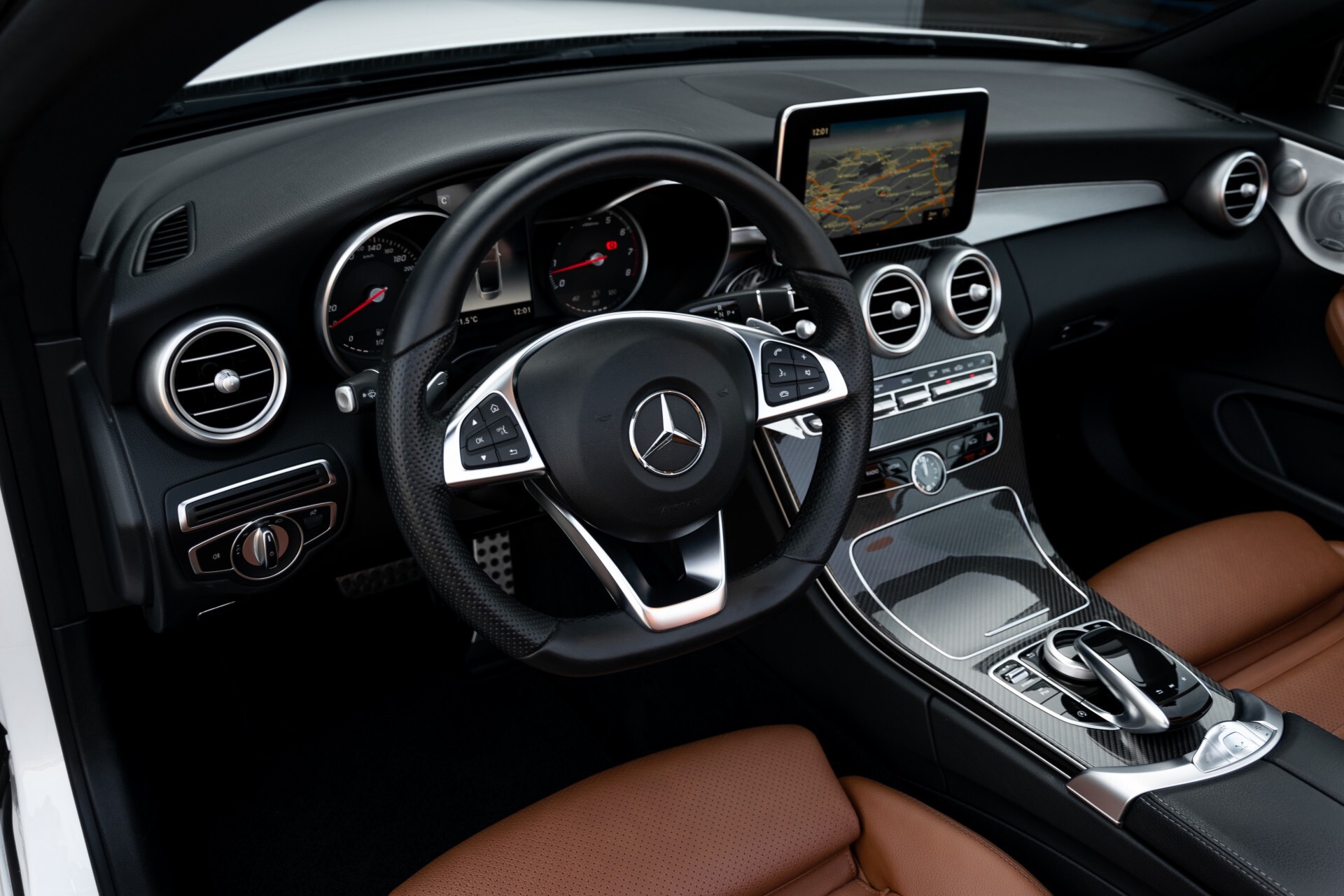 Mercedes-Benz C-Klasse 300 Cabriolet AMG Carbon/Airscarf/Aircap/Comand/Zadelbruin leder/Burmester Aut9 Foto 35