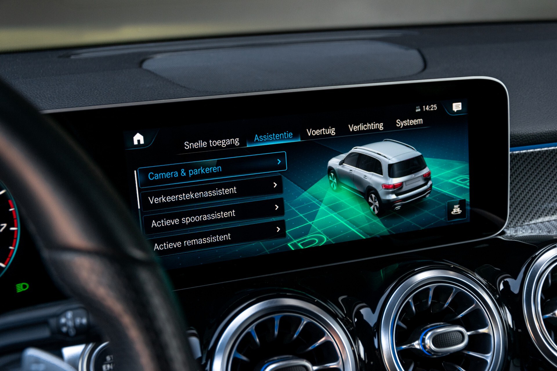 Mercedes-Benz GLB 250 4-M AMG Night/Distronic/Keyless/Mem/Geventileerde stoelen/Burmester/Pano Aut8 Foto 32