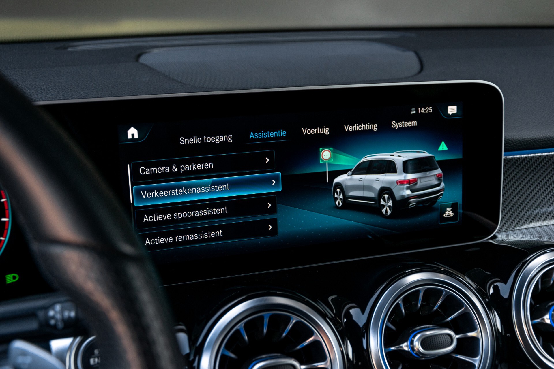 Mercedes-Benz GLB 250 4-M AMG Night/Distronic/Keyless/Mem/Geventileerde stoelen/Burmester/Pano Aut8 Foto 34