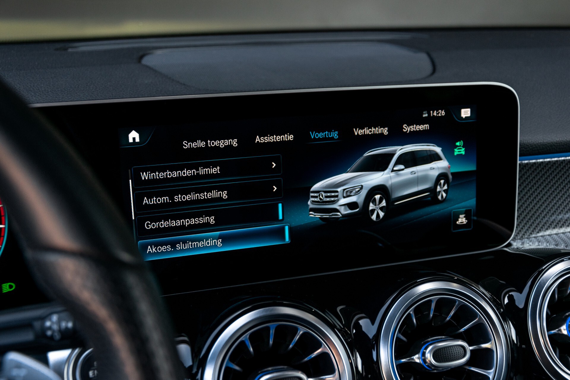 Mercedes-Benz GLB 250 4-M AMG Night/Distronic/Keyless/Mem/Geventileerde stoelen/Burmester/Pano Aut8 Foto 44