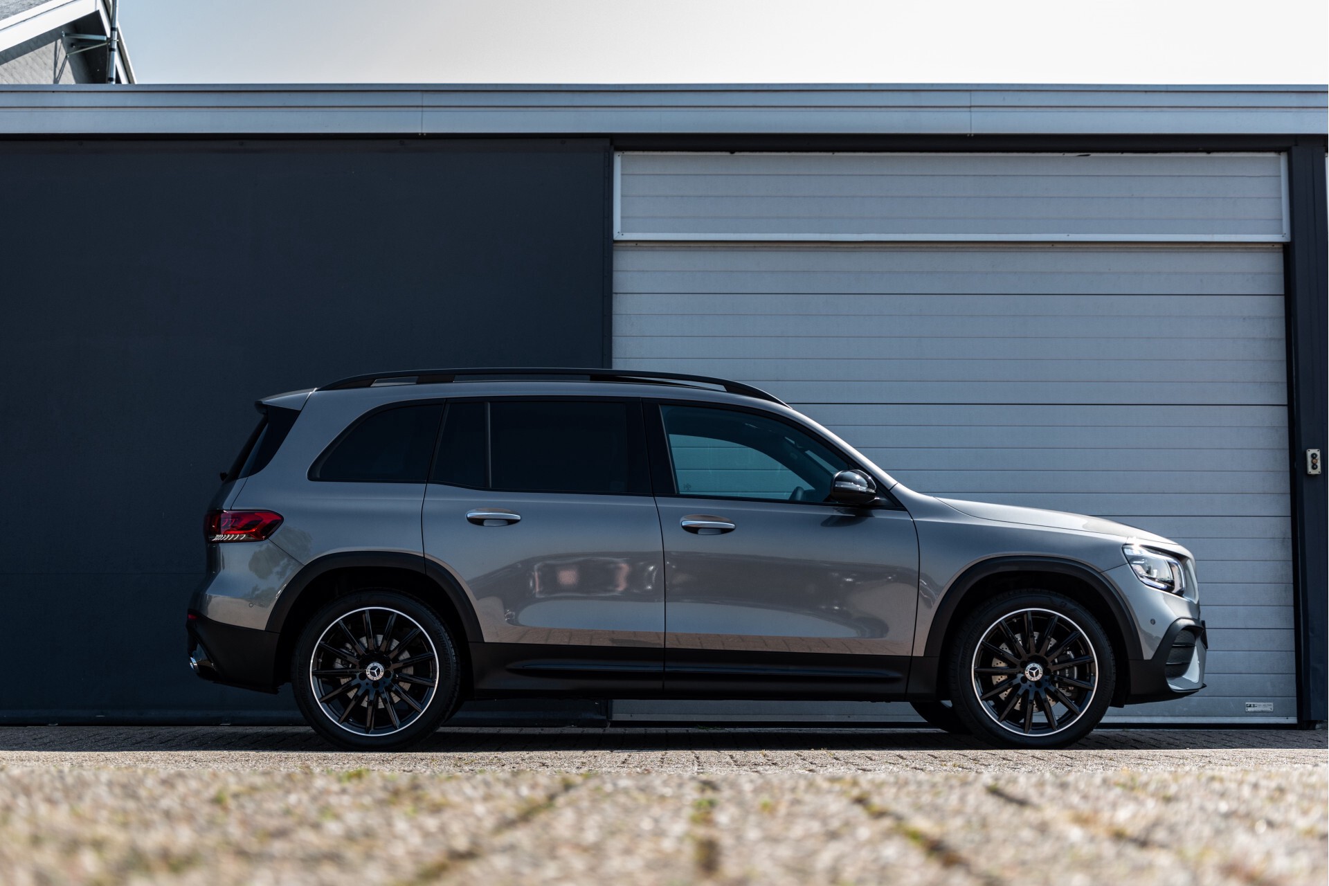 Mercedes-Benz GLB 250 4-M AMG Night/Distronic/Keyless/Mem/Geventileerde stoelen/Burmester/Pano Aut8 Foto 60