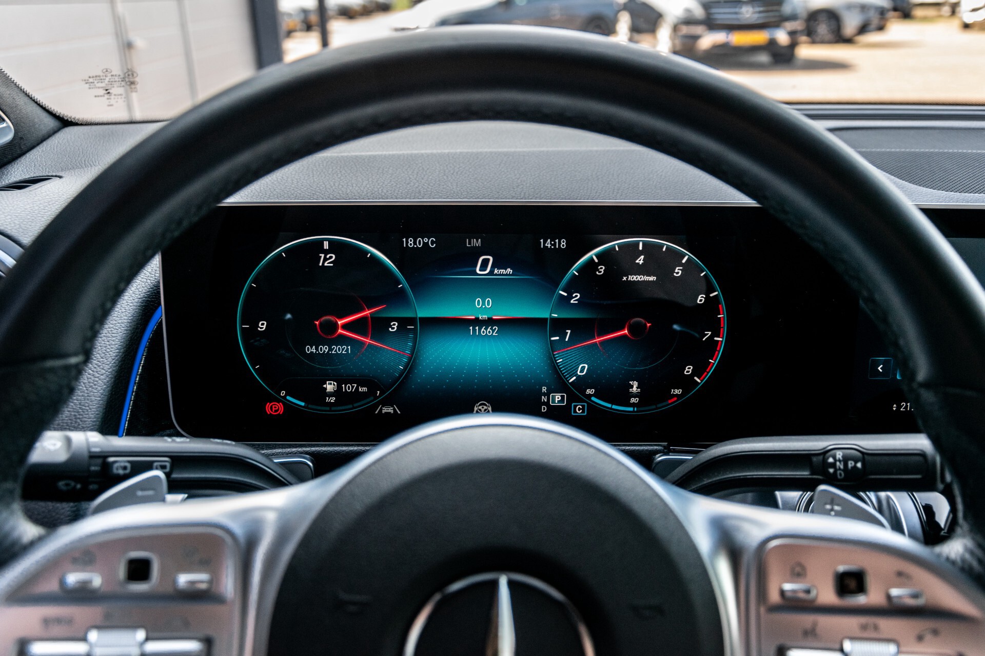 Mercedes-Benz GLB 250 4-M AMG Night/Distronic/Keyless/Mem/Geventileerde stoelen/Burmester/Pano Aut8 Foto 9