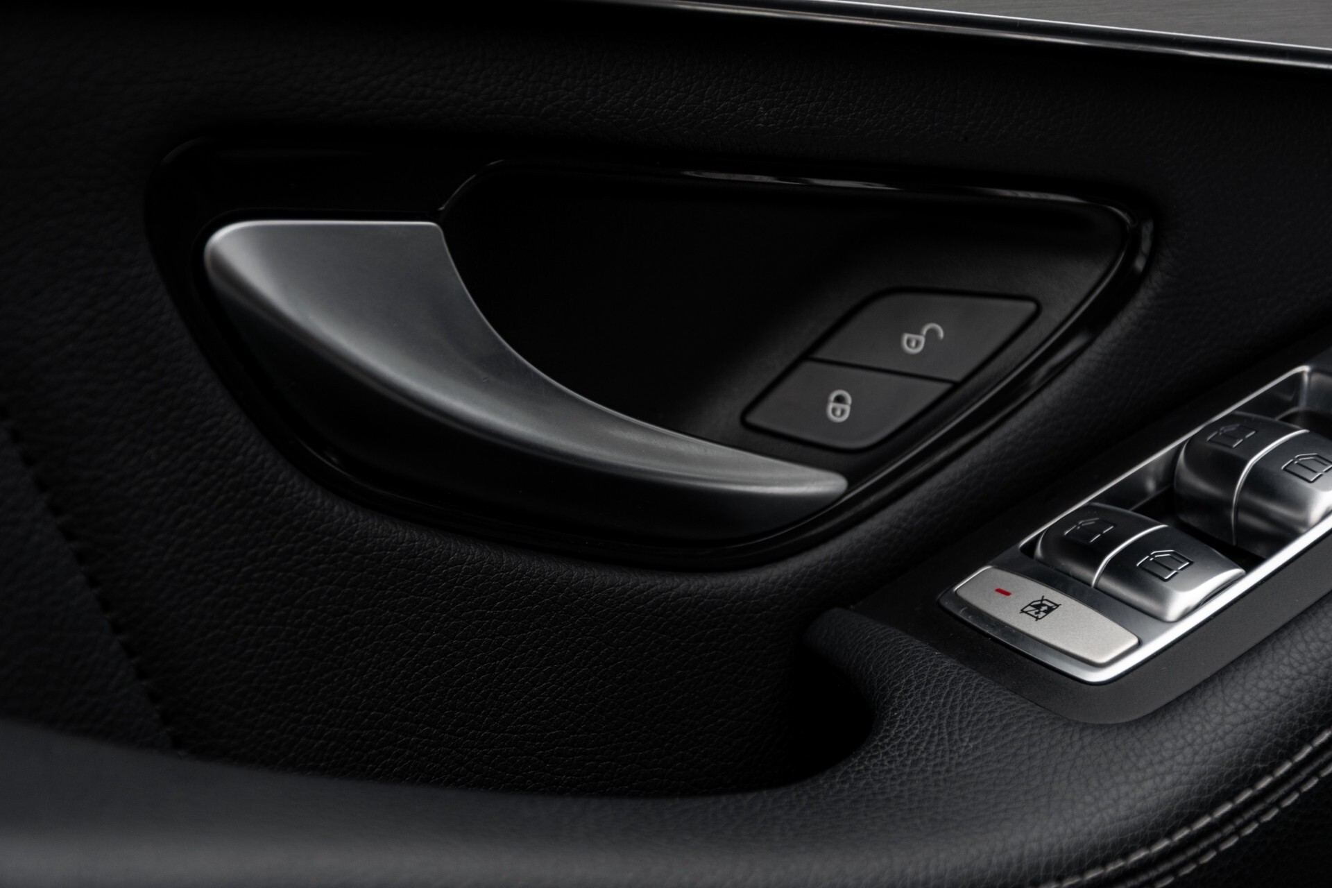 Mercedes-Benz GLC Coupé 250 4-M AMG Night/Dak/Burmester/LED/360/ILS/Trekhaak Aut9 Foto 40