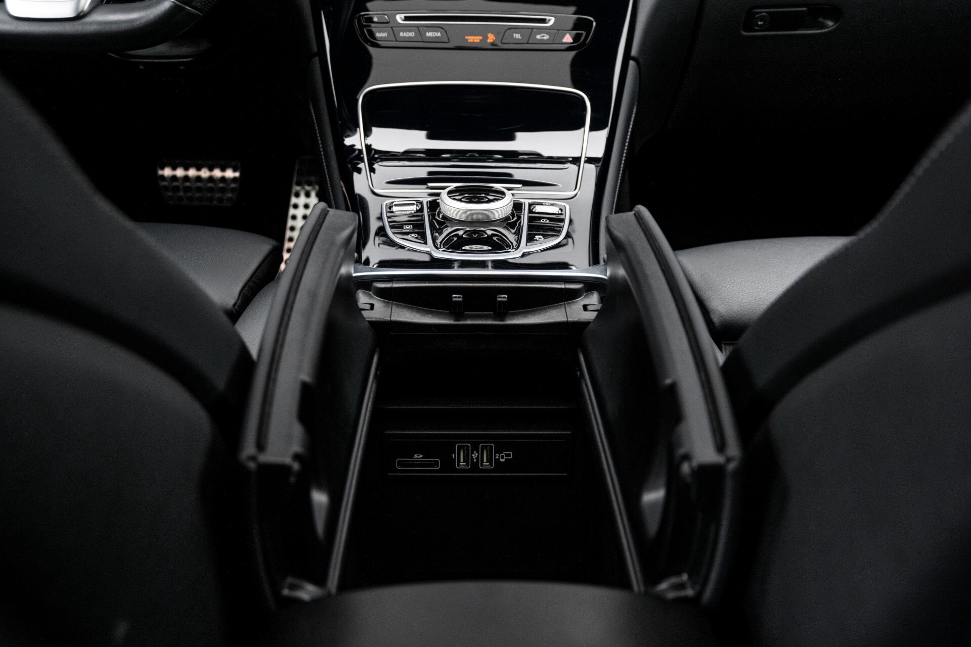 Mercedes-Benz GLC Coupé 250 4-M AMG Night/Dak/Burmester/LED/360/ILS/Trekhaak Aut9 Foto 53