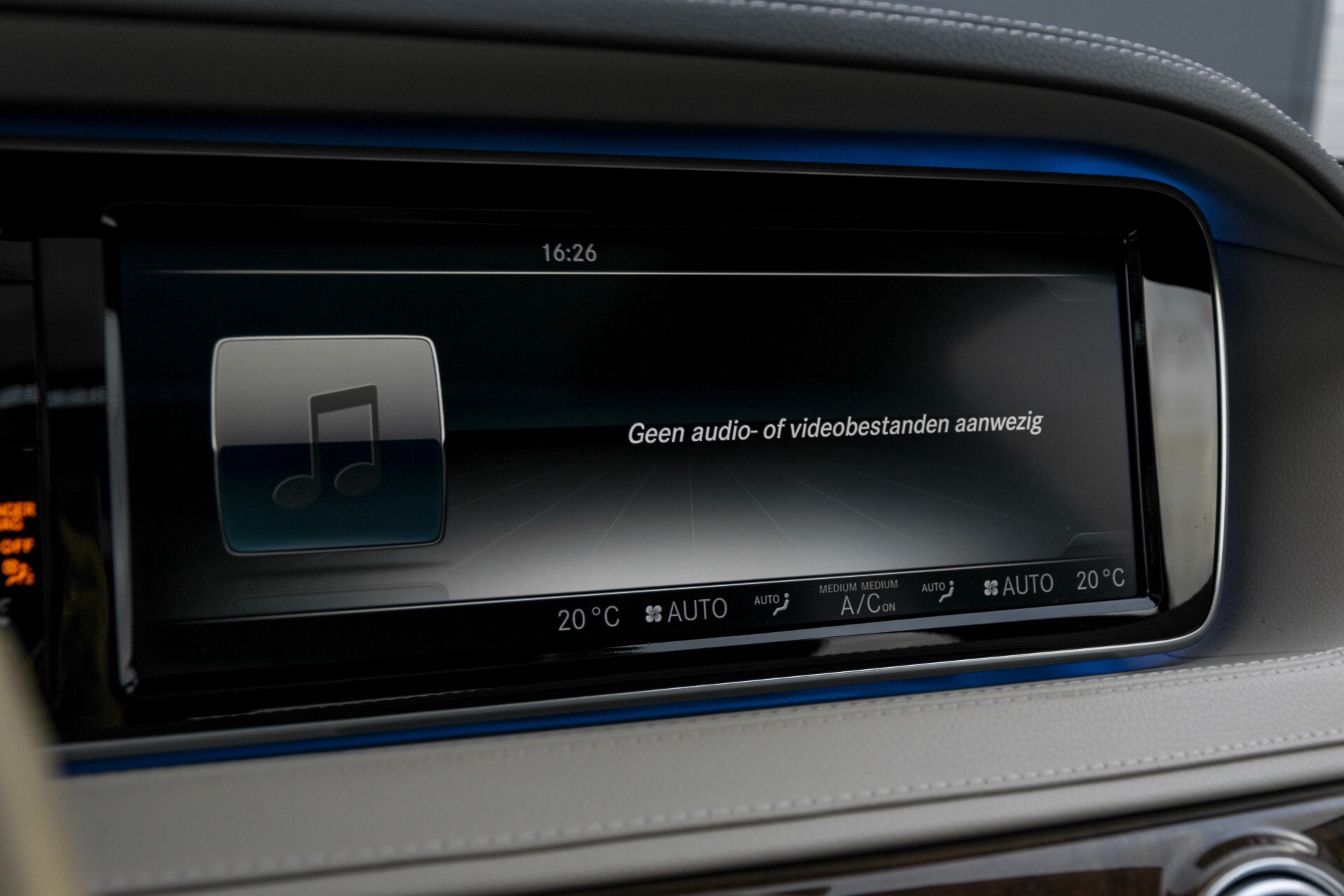 Mercedes-Benz S-Klasse 500 Massage/Rij-assistentie/Keyless/Stoelkoeling/Trekhaak/Pano Aut7 Foto 24