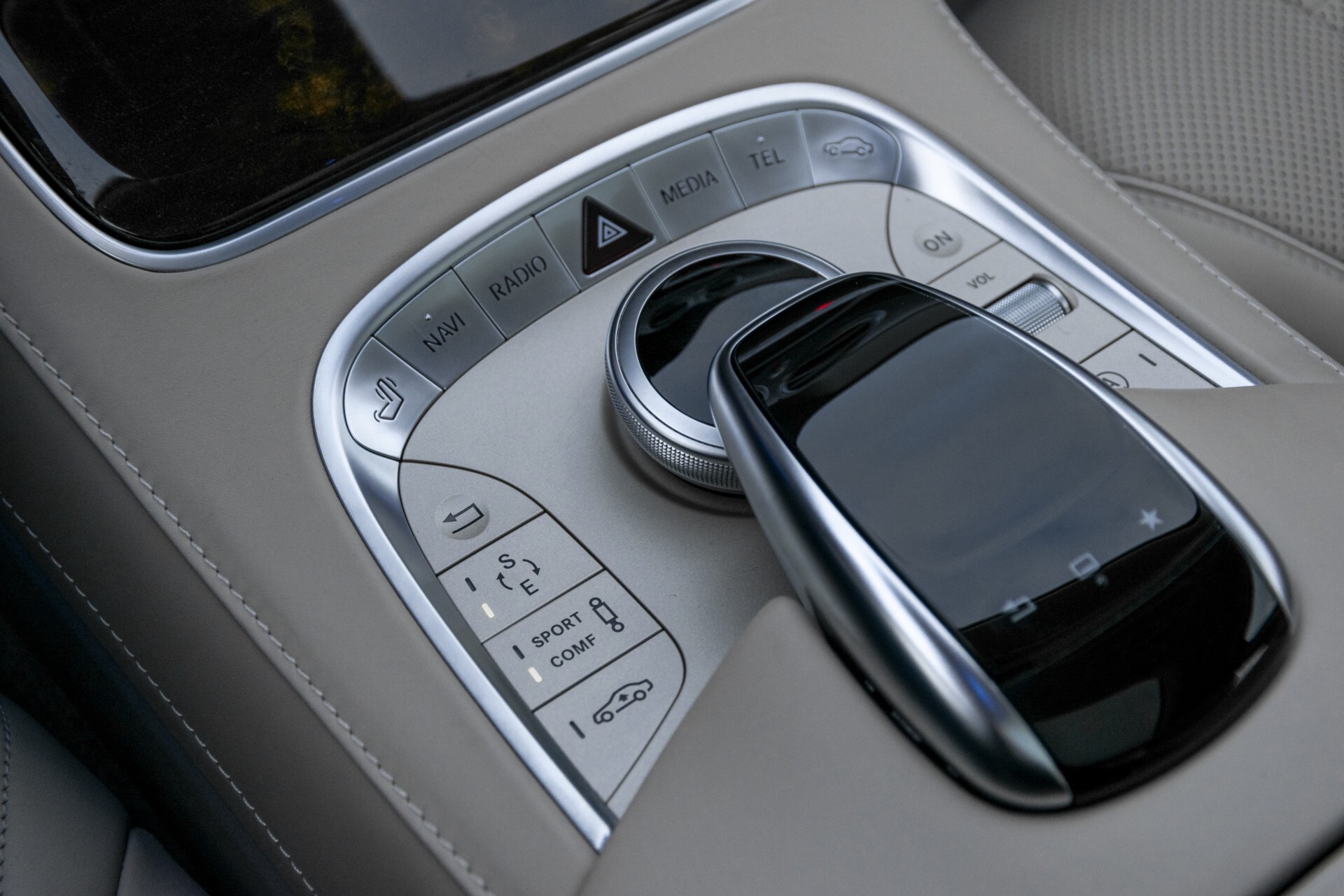 Mercedes-Benz S-Klasse 500 Massage/Rij-assistentie/Keyless/Stoelkoeling/Trekhaak/Pano Aut7 Foto 48