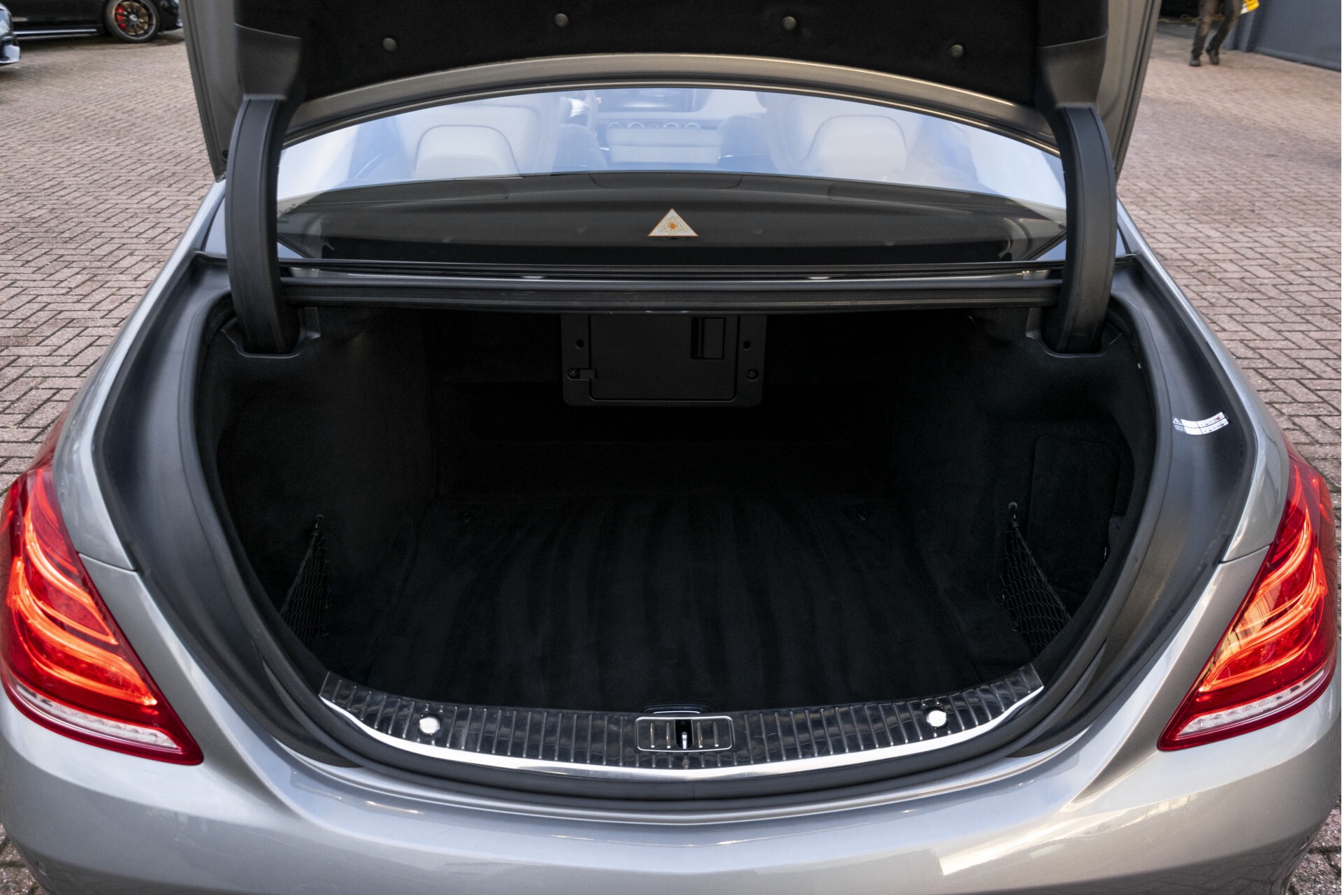 Mercedes-Benz S-Klasse 500 Massage/Rij-assistentie/Keyless/Stoelkoeling/Trekhaak/Pano Aut7 Foto 60