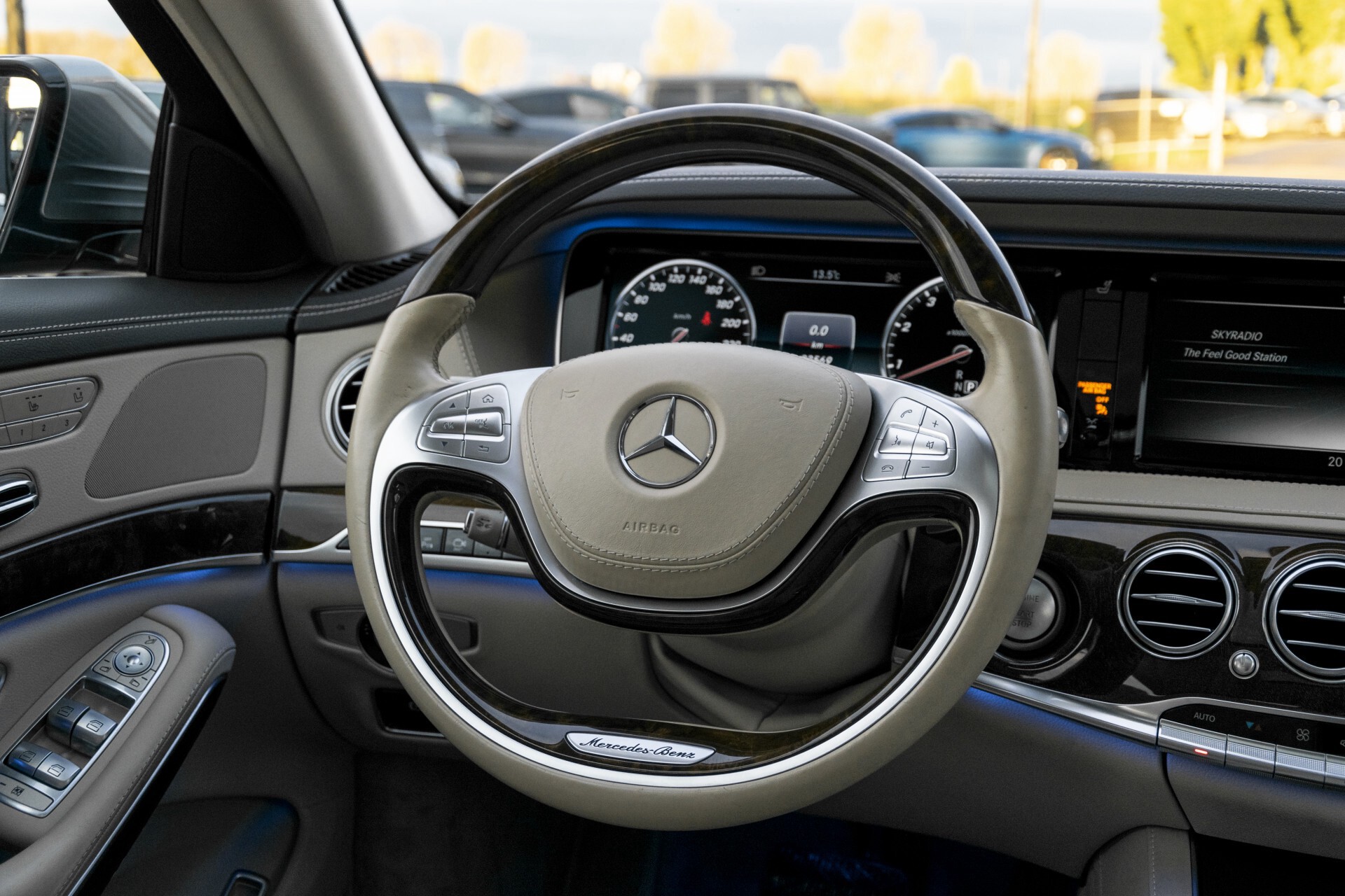 Mercedes-Benz S-Klasse 500 Massage/Rij-assistentie/Keyless/Stoelkoeling/Trekhaak/Pano Aut7 Foto 8