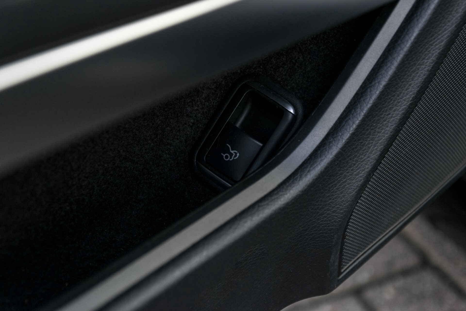 Mercedes-Benz E-Klasse Coupé 200 AMG Coupe Panorama/Beige leder/Multicontour/ILS Aut7 Foto 24