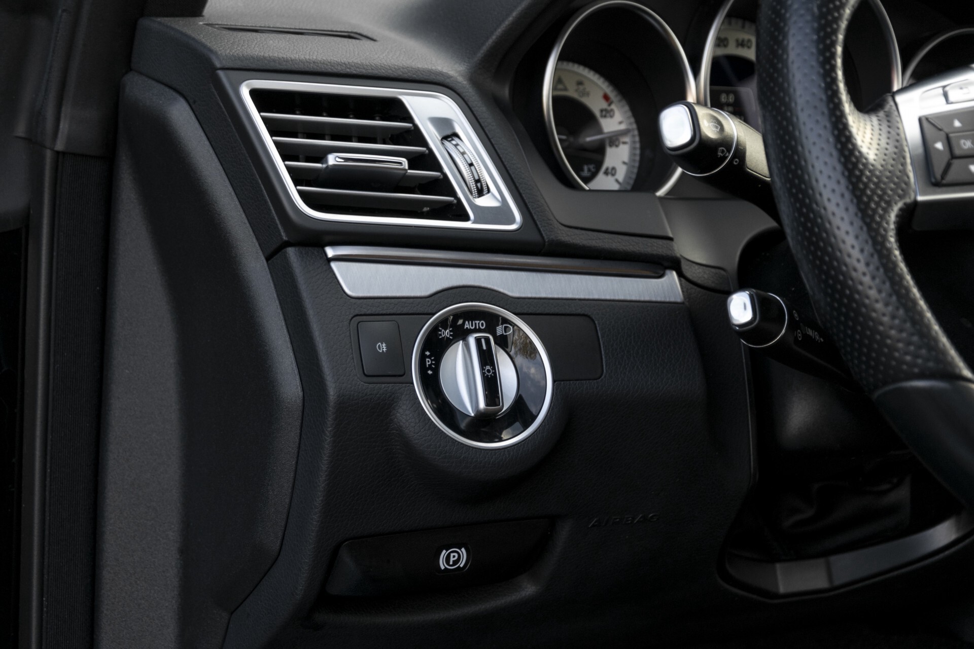 Mercedes-Benz E-Klasse Coupé 200 AMG Coupe Panorama/Beige leder/Multicontour/ILS Aut7 Foto 29