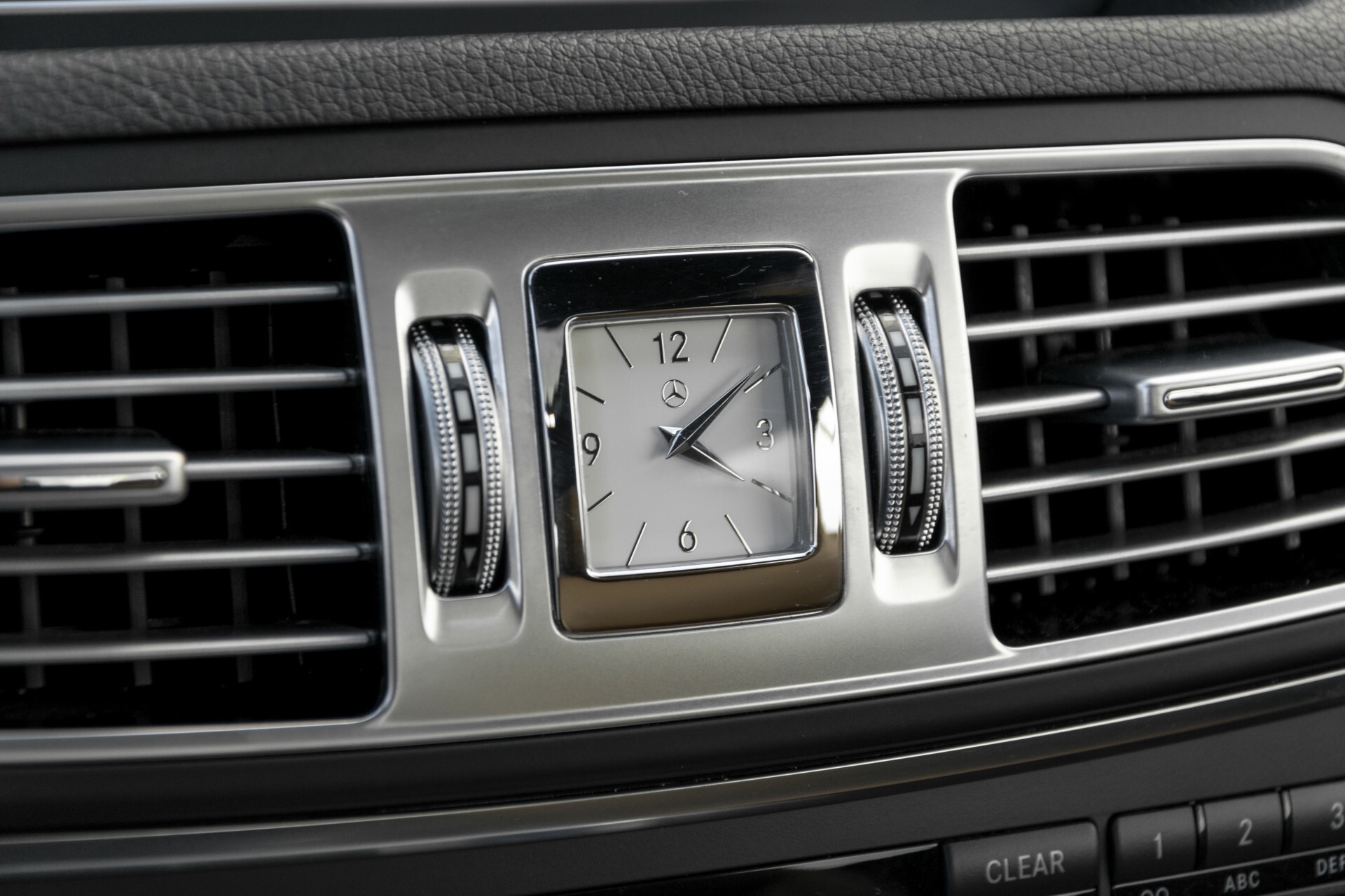 Mercedes-Benz E-Klasse Coupé 200 AMG Coupe Panorama/Beige leder/Multicontour/ILS Aut7 Foto 32