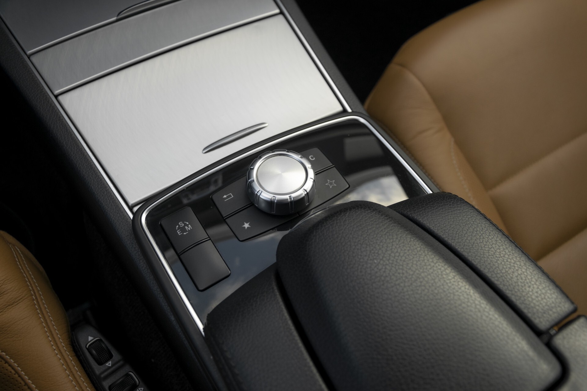 Mercedes-Benz E-Klasse Coupé 200 AMG Coupe Panorama/Beige leder/Multicontour/ILS Aut7 Foto 37