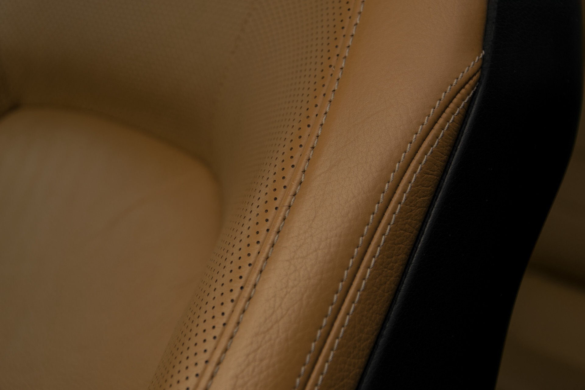 Mercedes-Benz E-Klasse Coupé 200 AMG Coupe Panorama/Beige leder/Multicontour/ILS Aut7 Foto 40