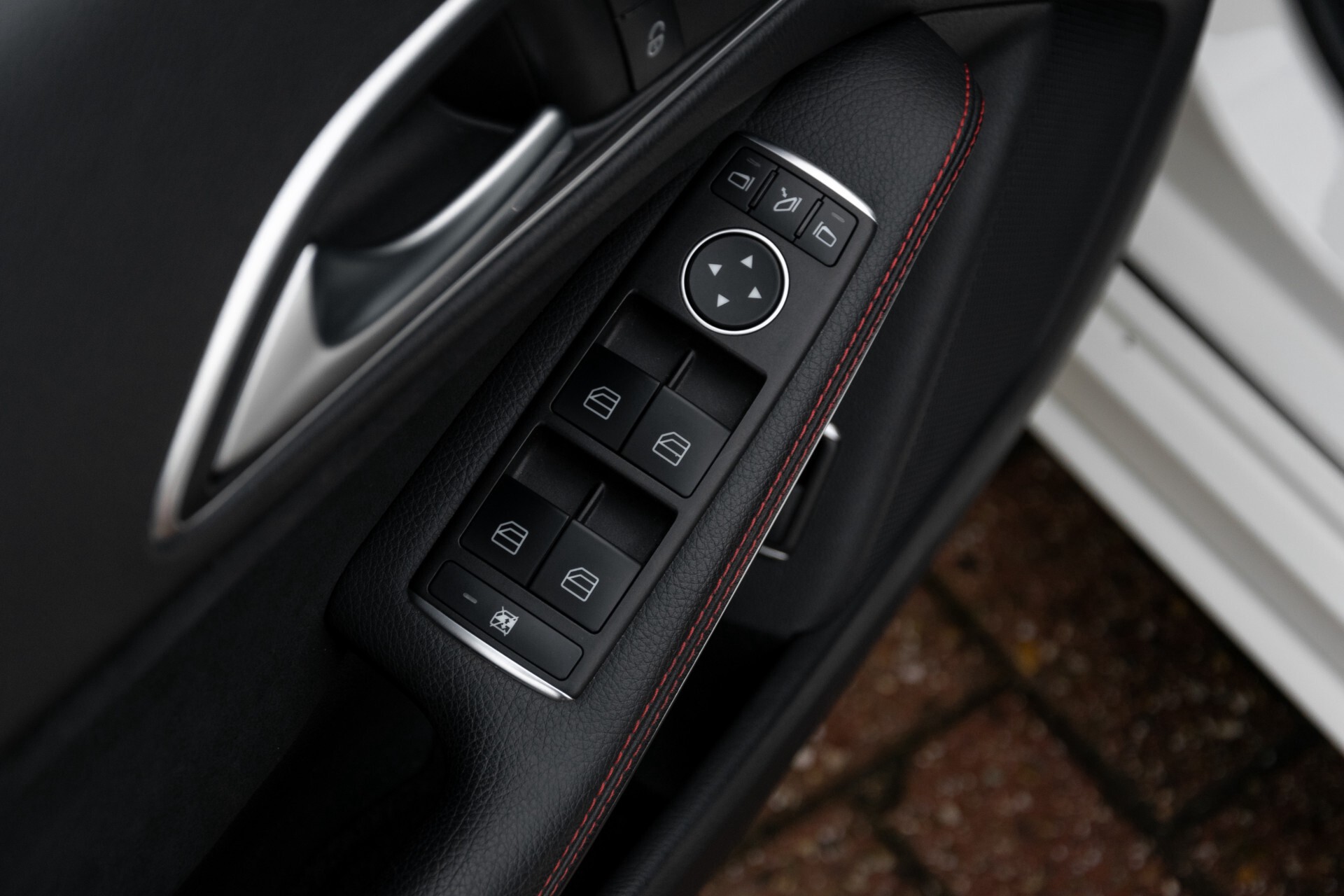 Mercedes-Benz CLA-Klasse 180 AMG Bi-xenon/Verw-stoelen/Navi/Trekhaak Aut7 Foto 19