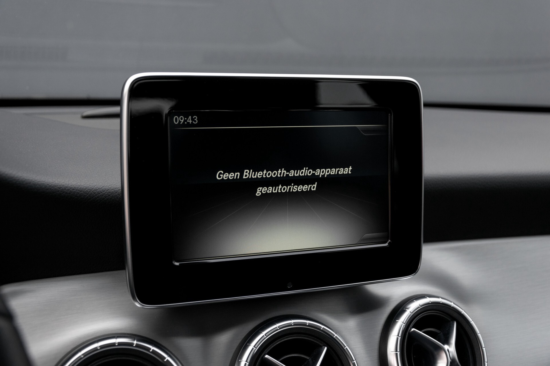 Mercedes-Benz CLA-Klasse 180 AMG Bi-xenon/Verw-stoelen/Navi/Trekhaak Aut7 Foto 20